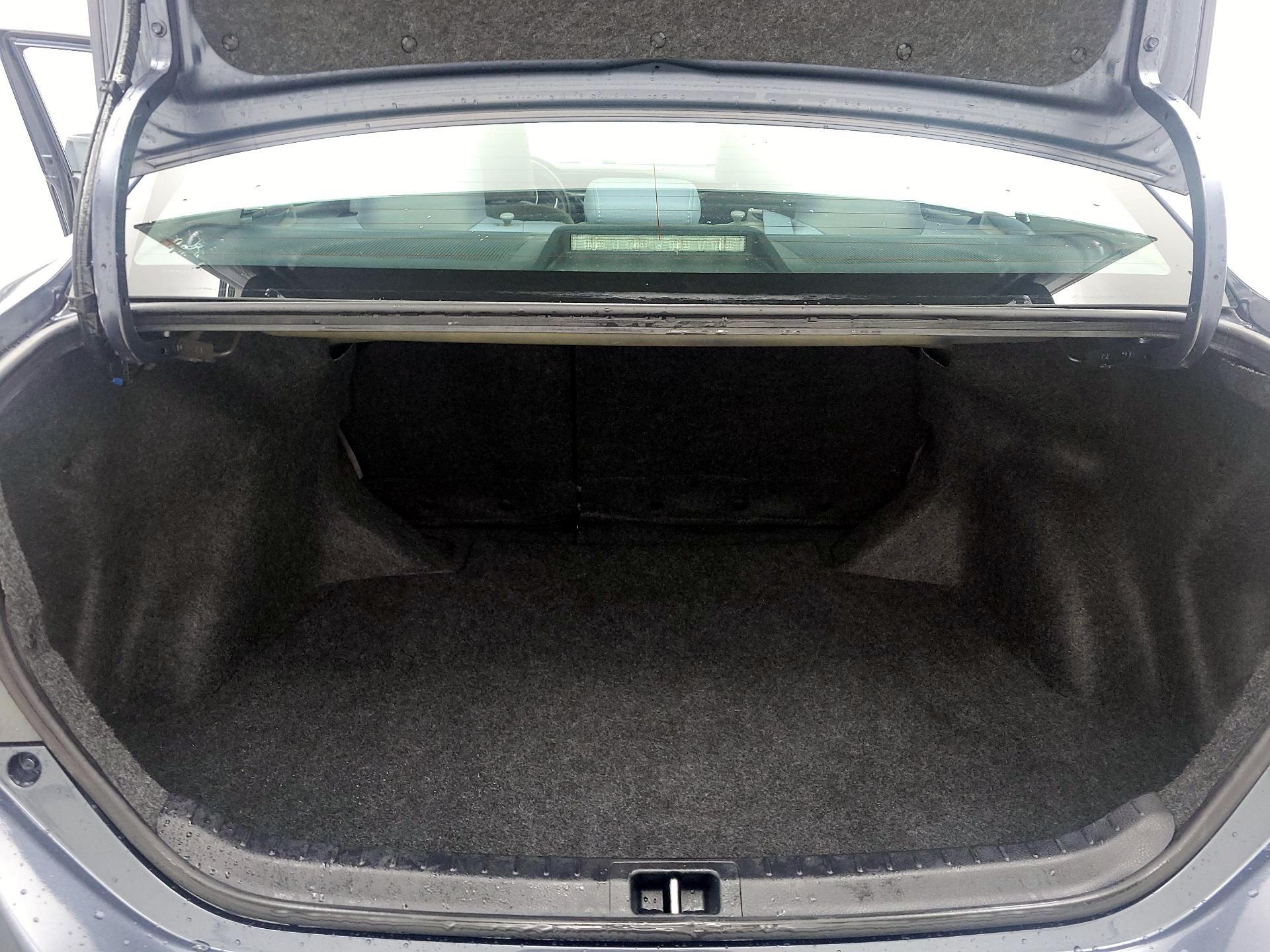 Thumbnail: 2015 Toyota Corolla - 20