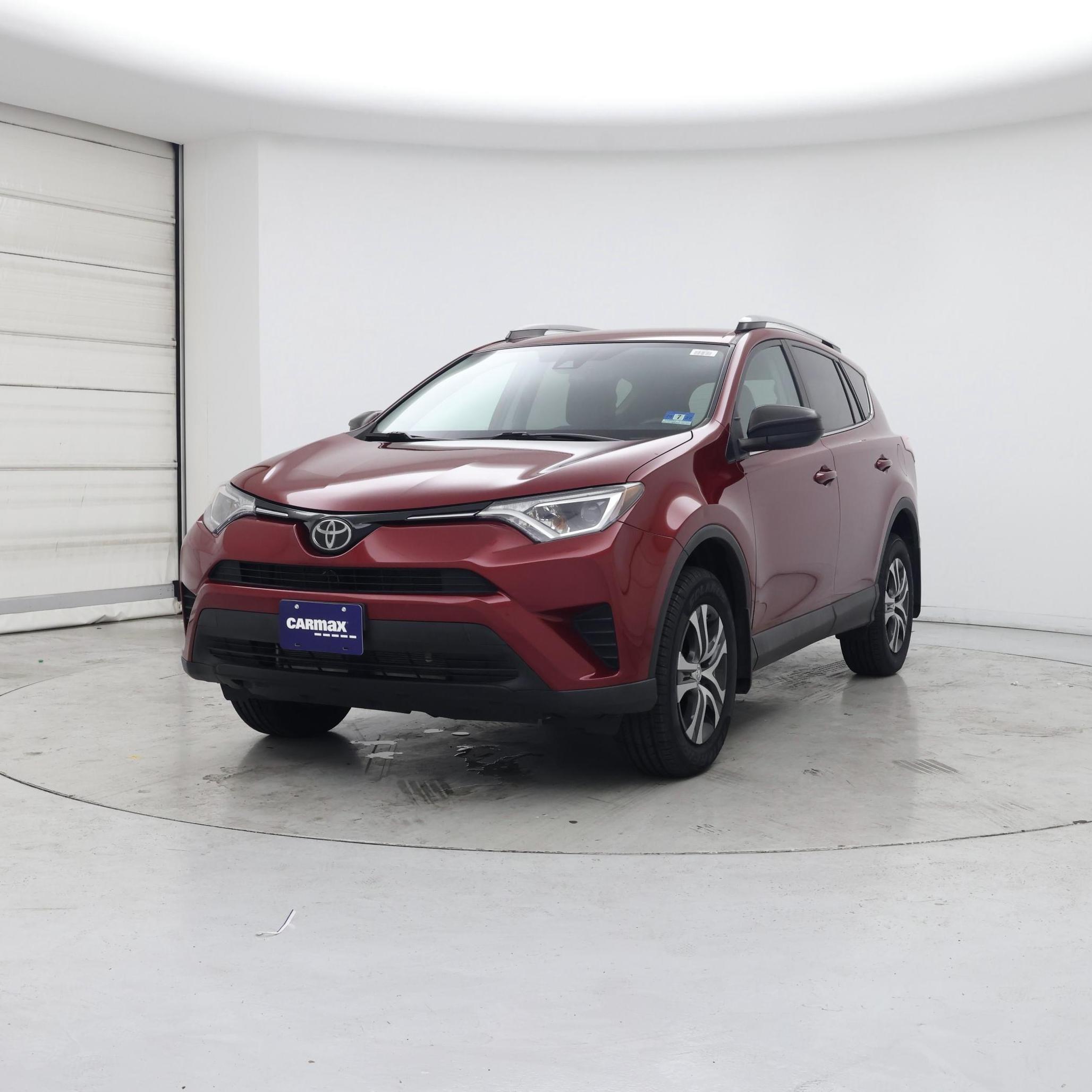 Thumbnail: 2018 Toyota RAV4 - 4