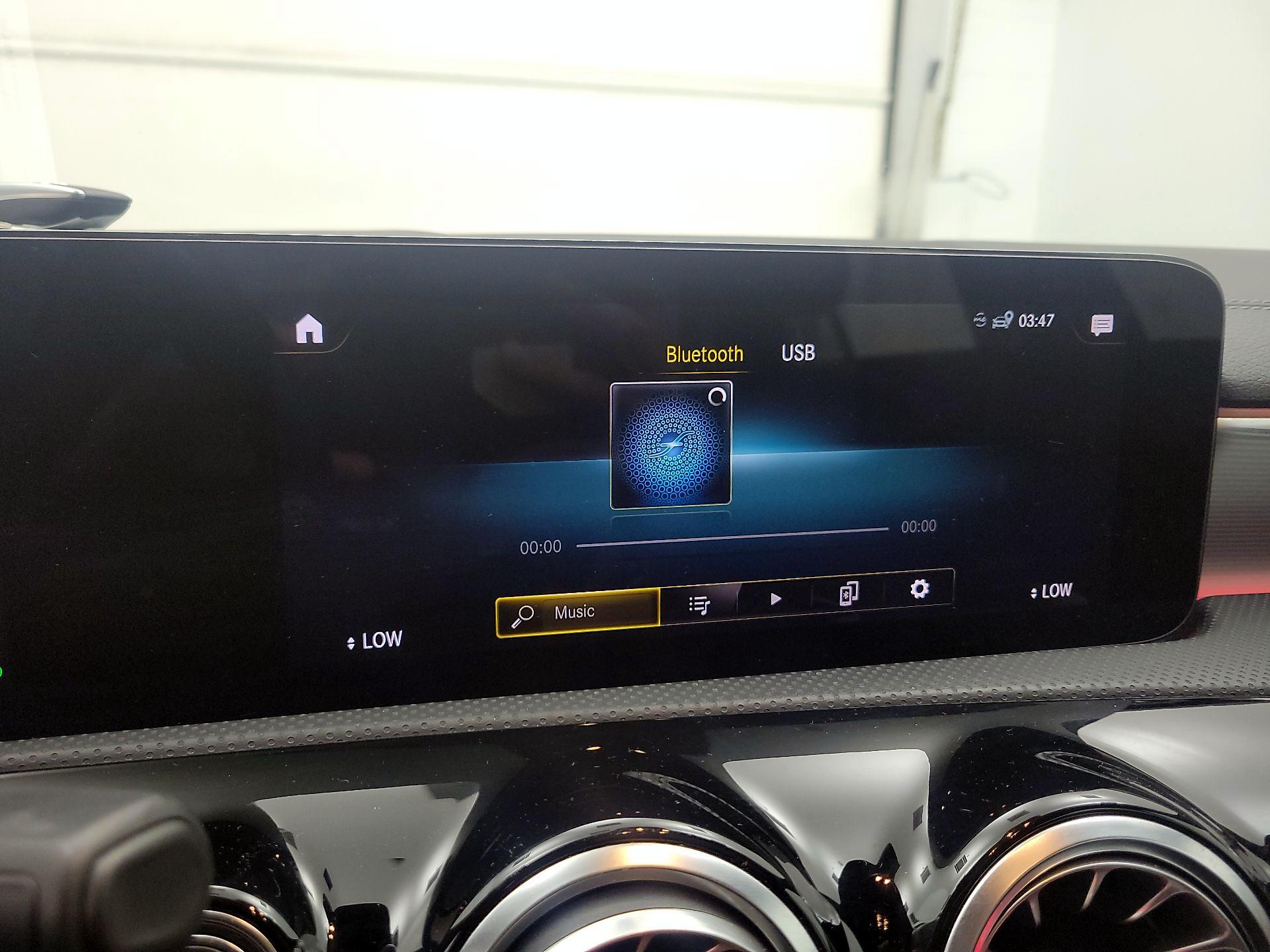 Thumbnail: 2022 Mercedes-Benz CLA - 15