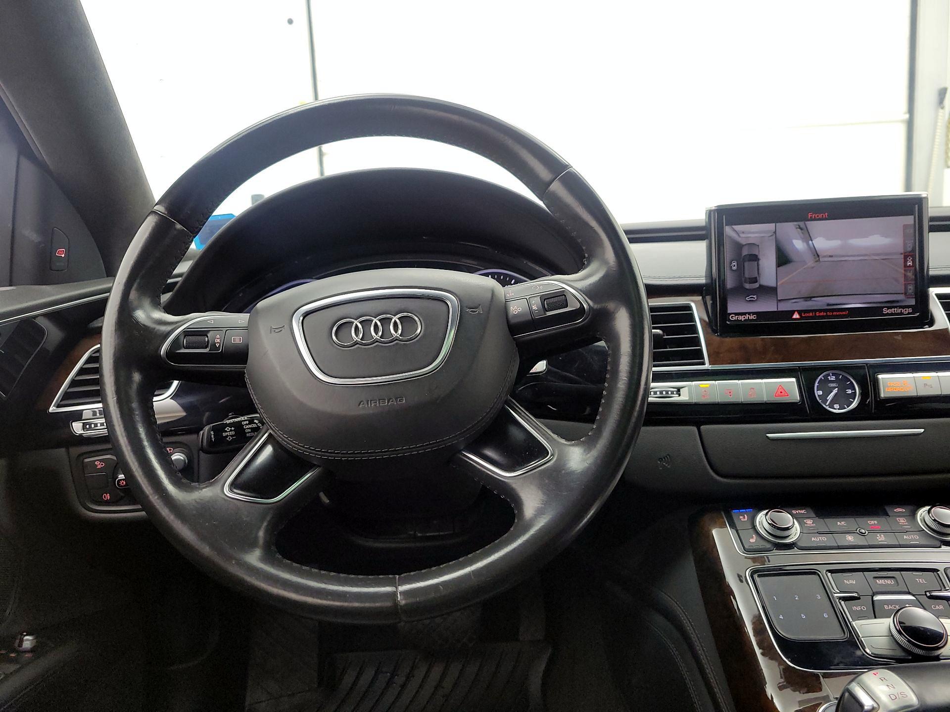 Thumbnail: 2016 Audi A8 - 10