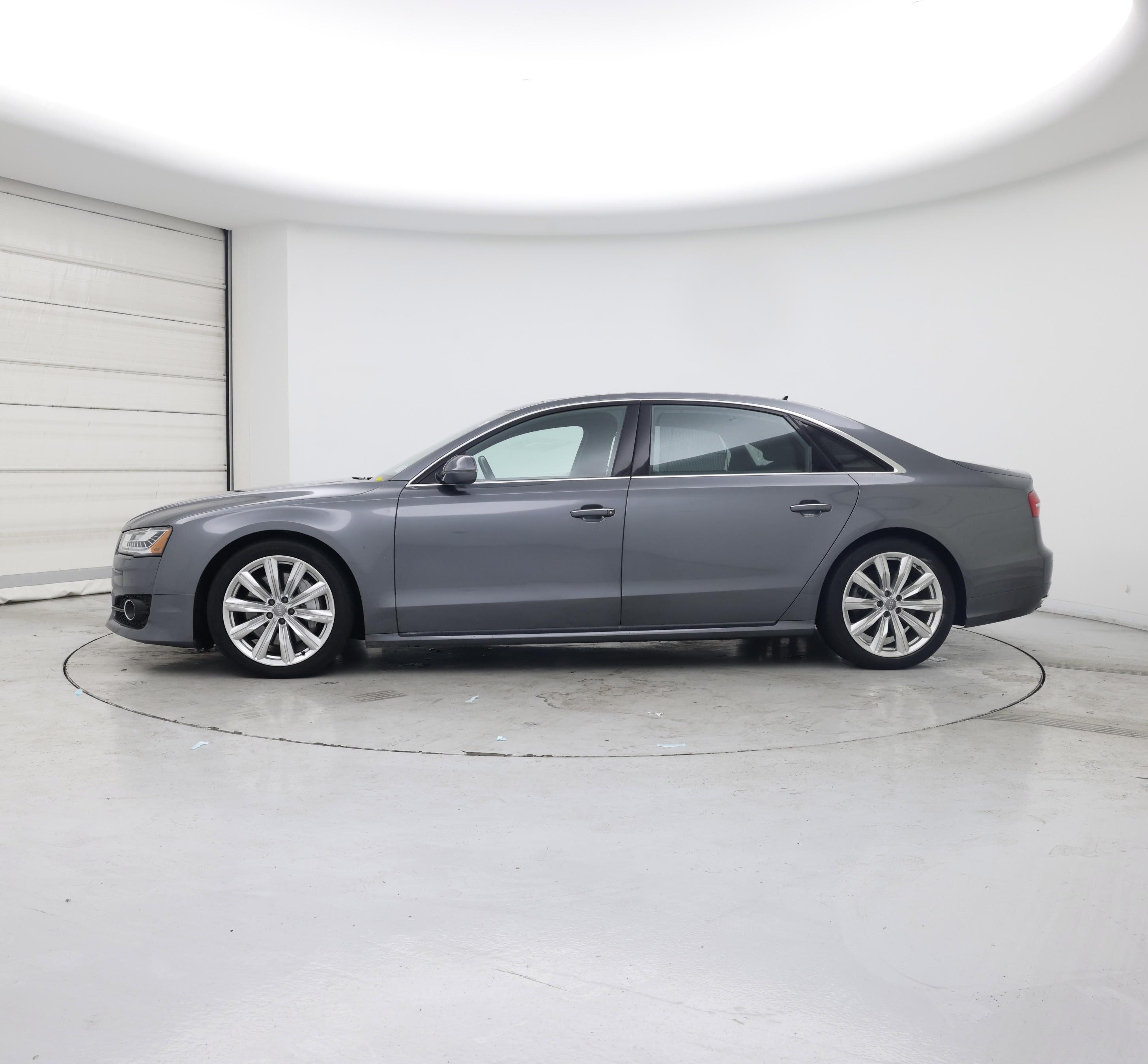 Thumbnail: 2016 Audi A8 - 3