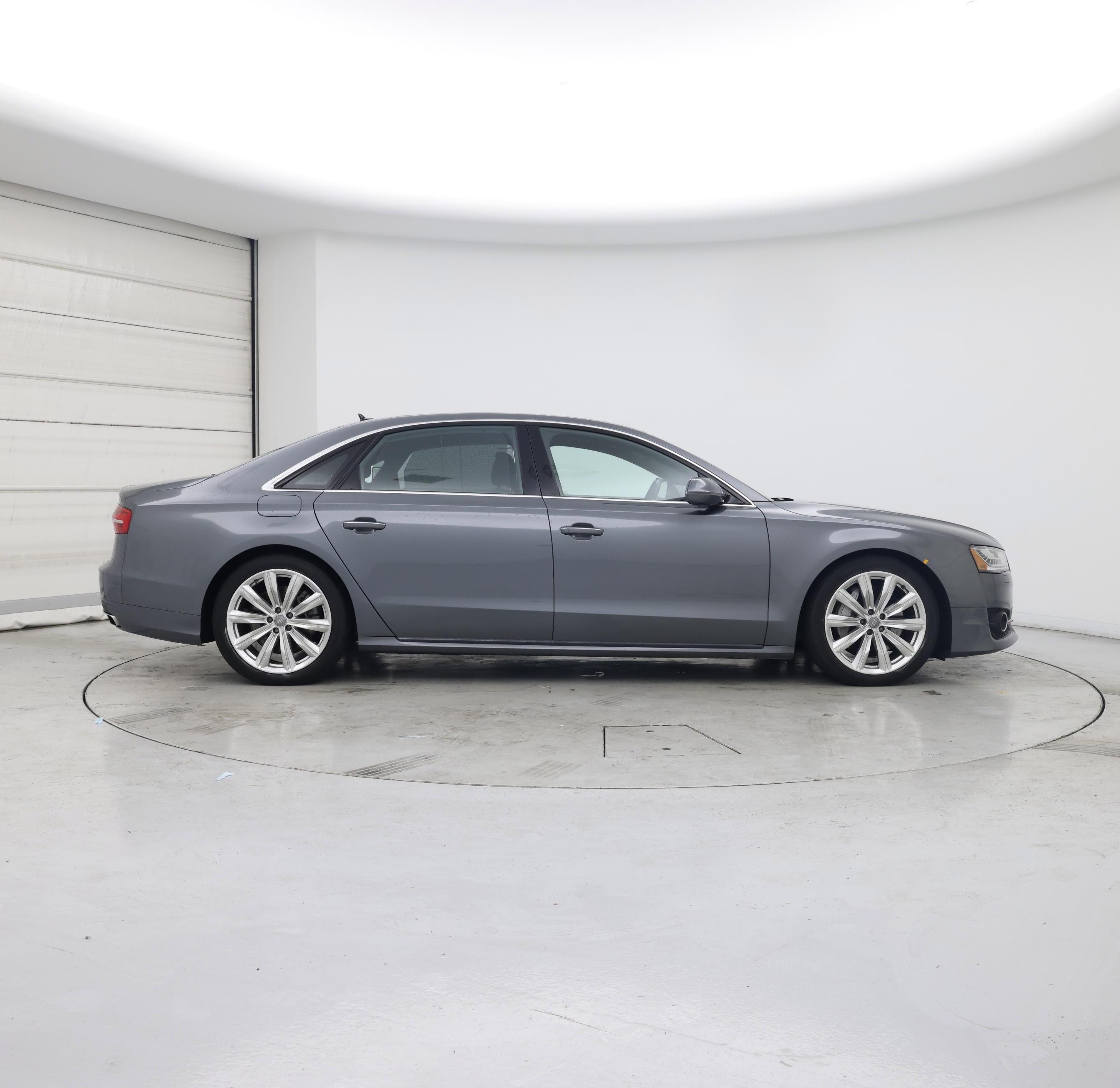 Thumbnail: 2016 Audi A8 - 7