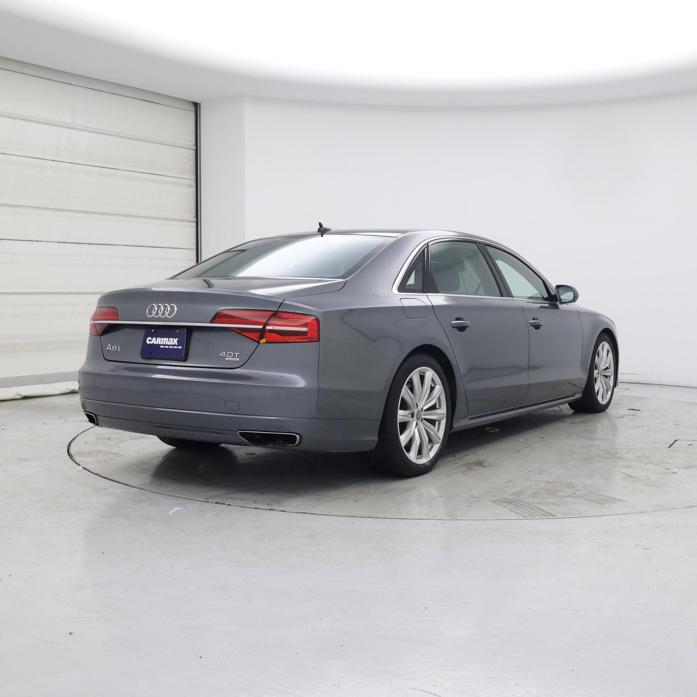Thumbnail: 2016 Audi A8 - 8