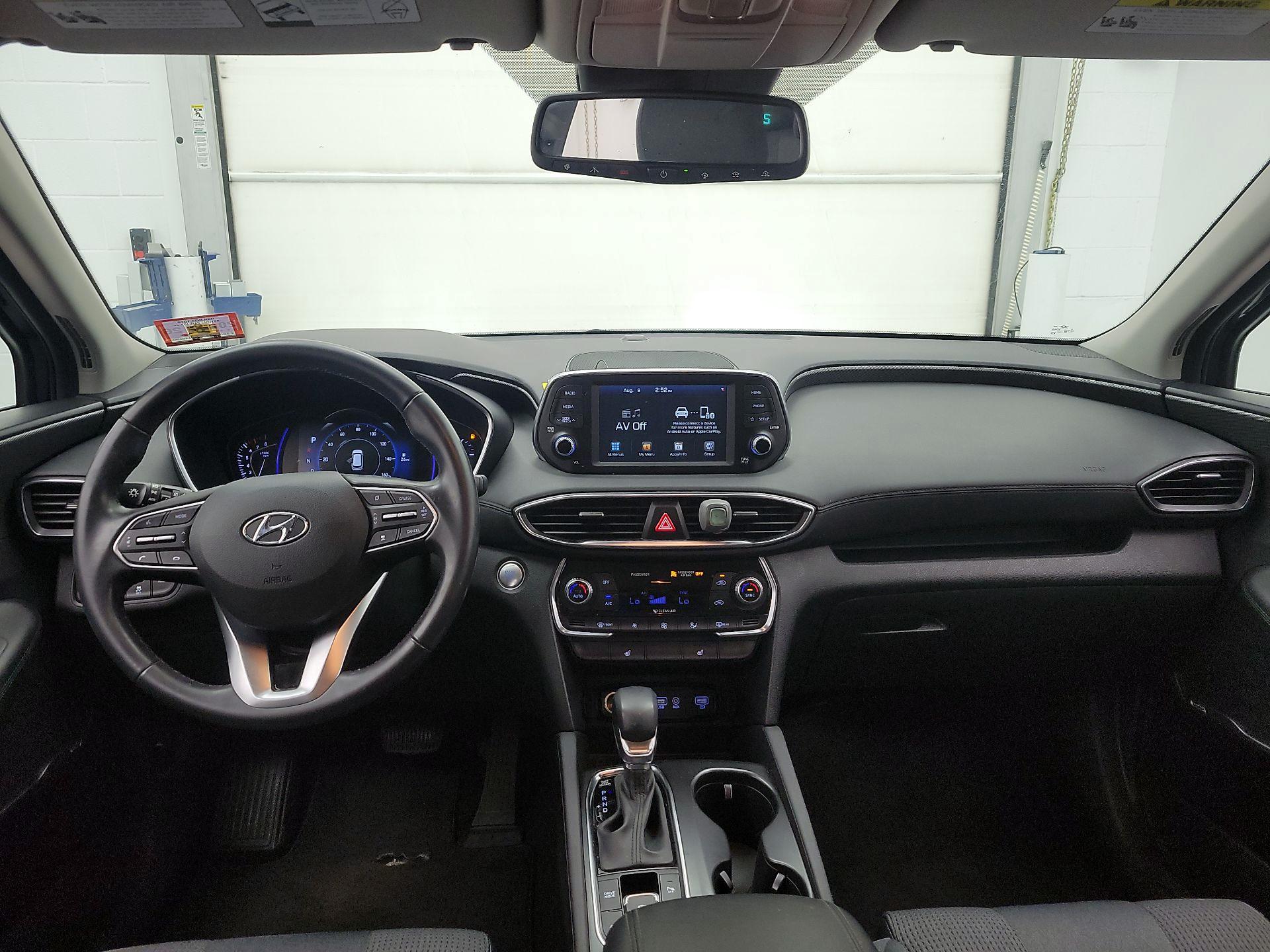 Thumbnail: 2020 Hyundai Santa Fe - 9