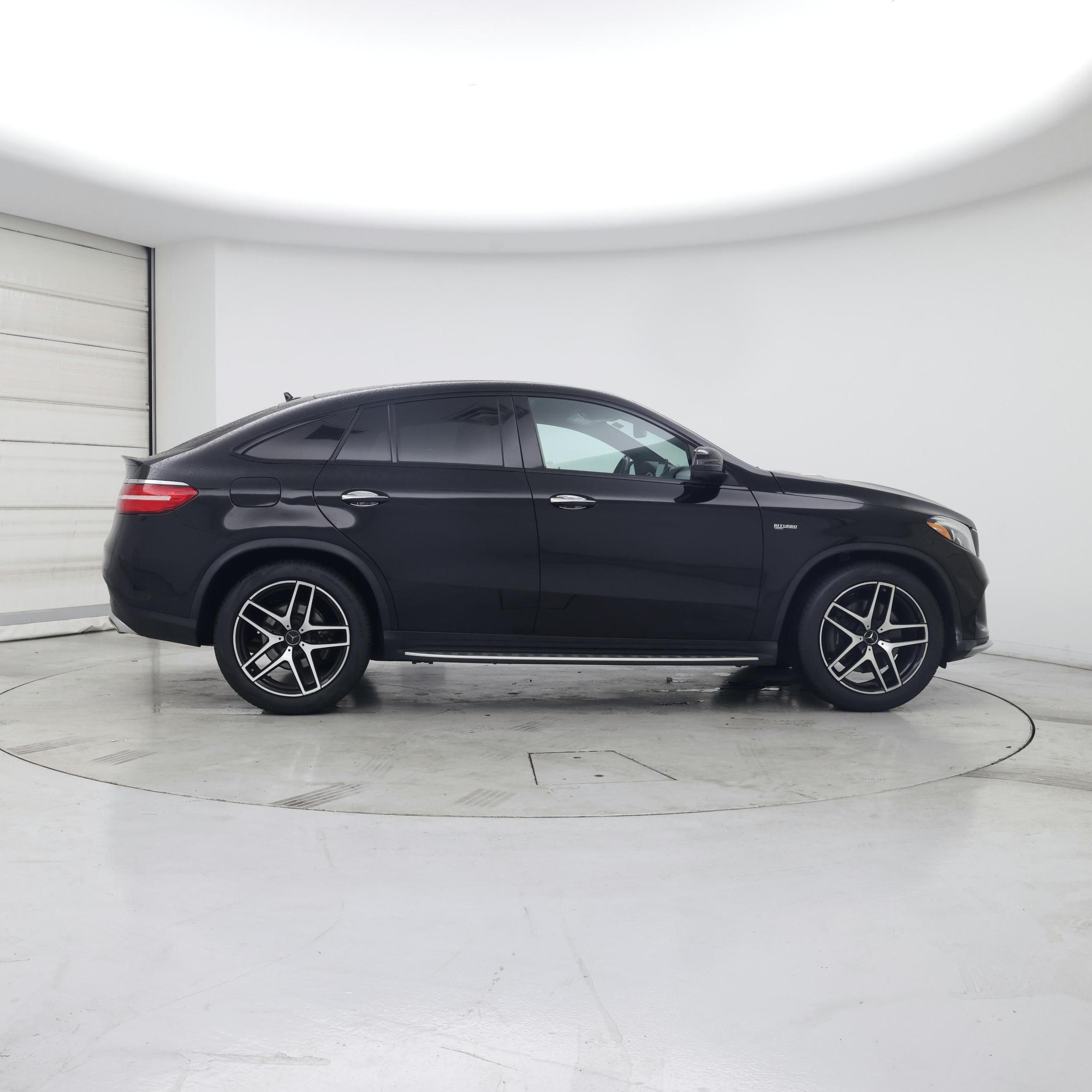 Thumbnail: 2017 Mercedes-Benz GLE - 7