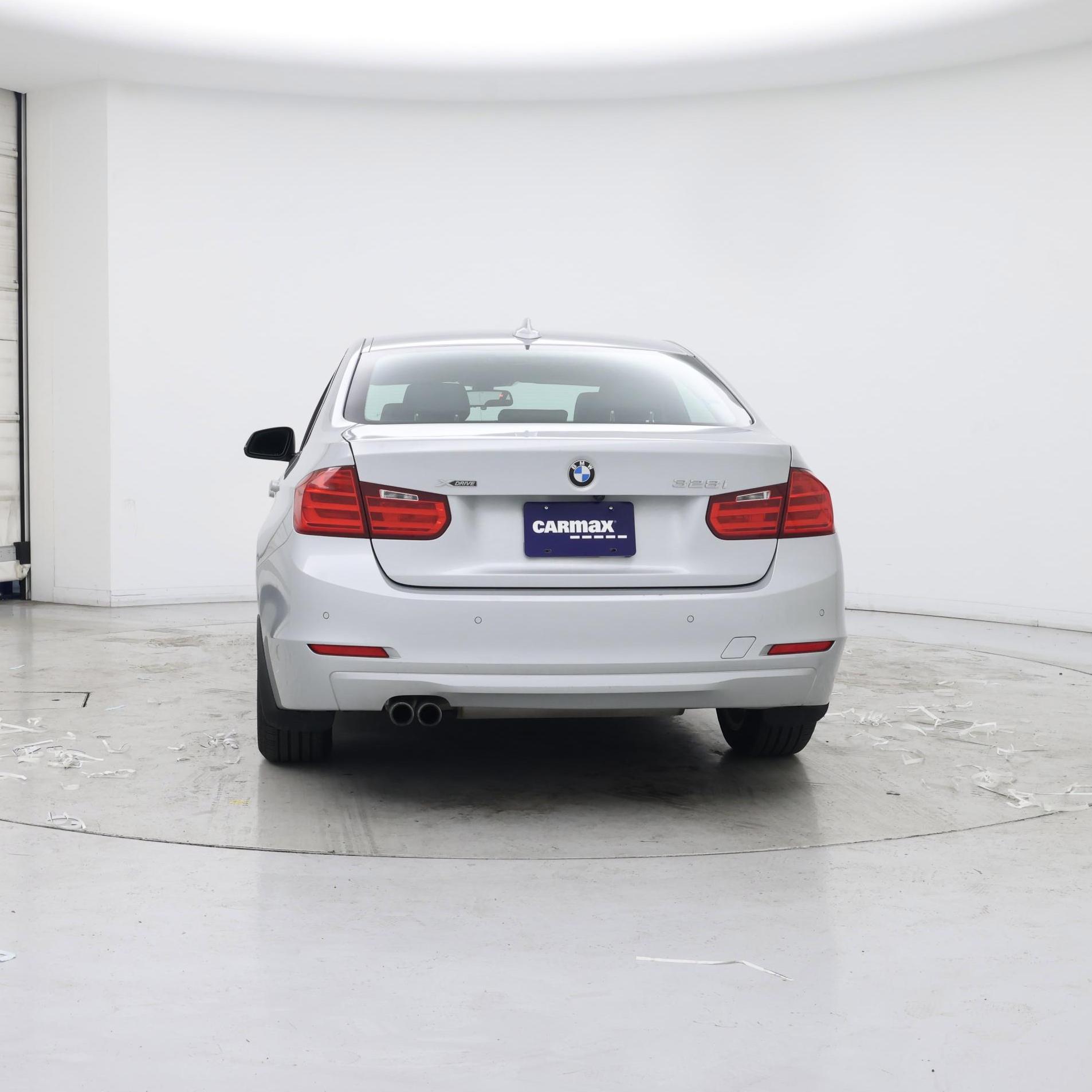 Thumbnail: 2015 BMW 3 Series - 6
