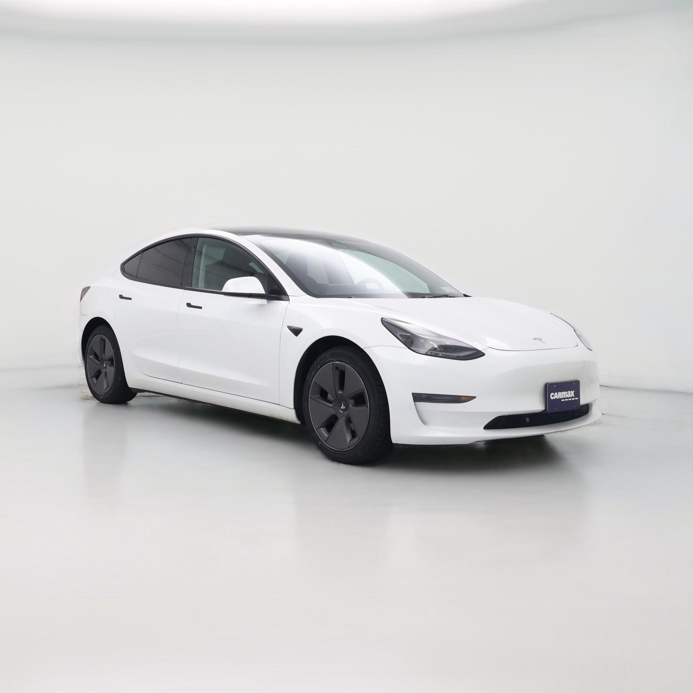 Thumbnail: 2023 Tesla Model 3 - 1