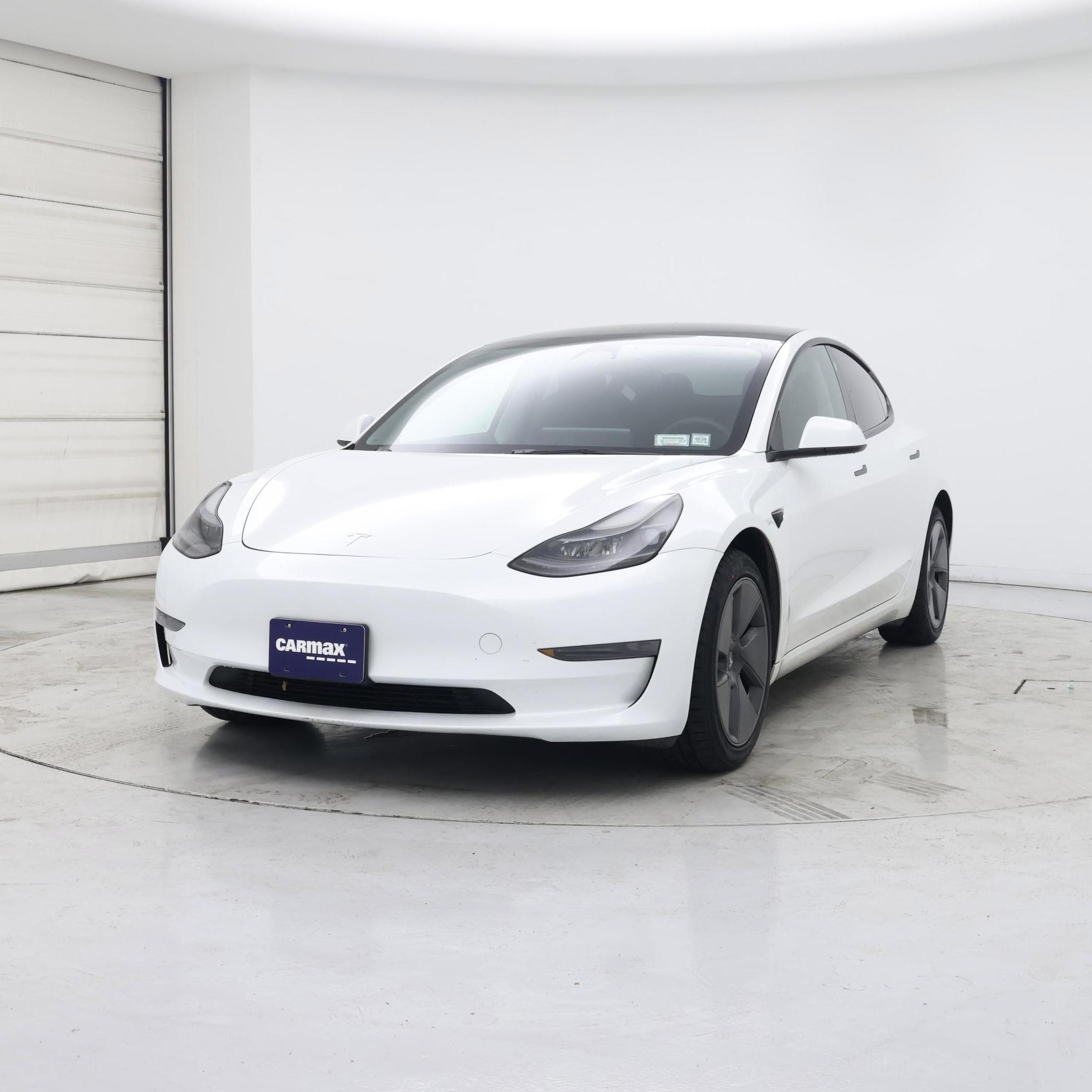 Thumbnail: 2023 Tesla Model 3 - 4