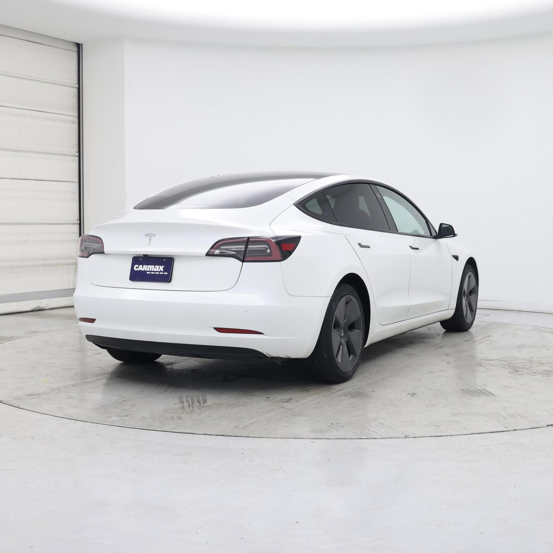 Thumbnail: 2023 Tesla Model 3 - 8