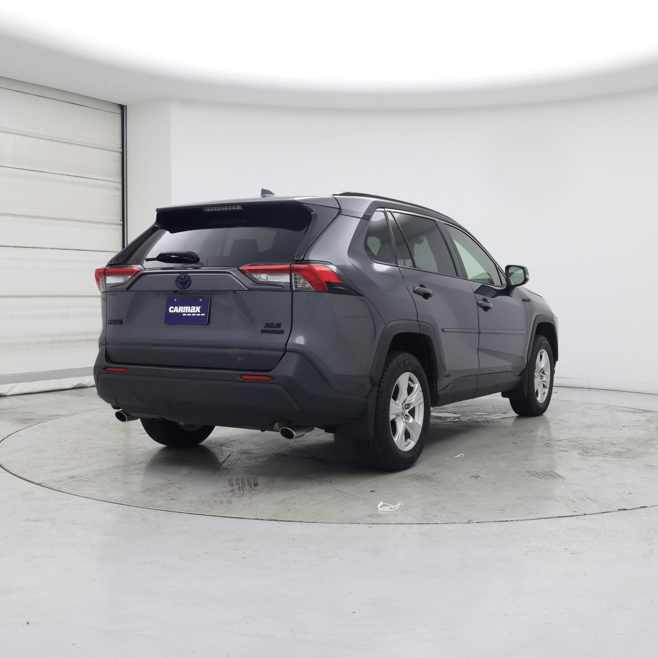 Thumbnail: 2020 Toyota RAV4 - 8