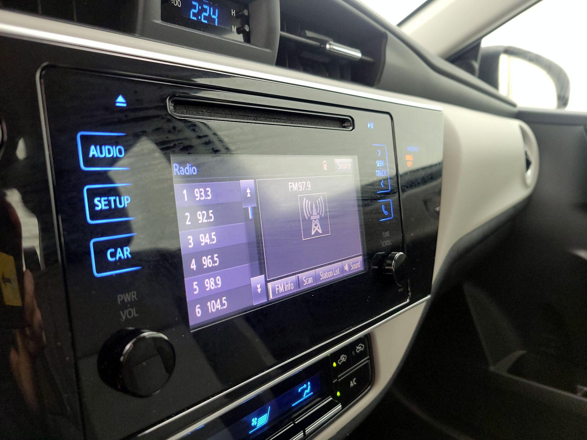 Thumbnail: 2019 Toyota Corolla - 15