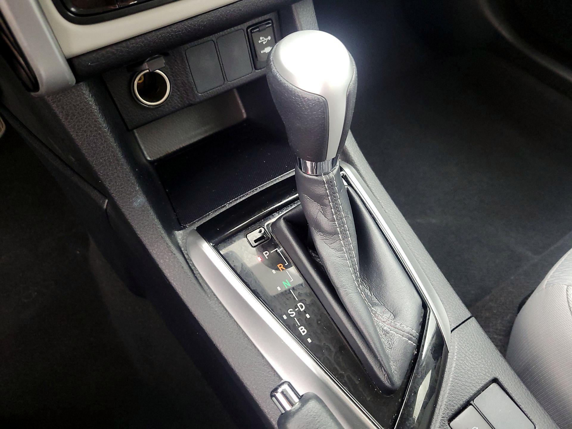 Thumbnail: 2019 Toyota Corolla - 17