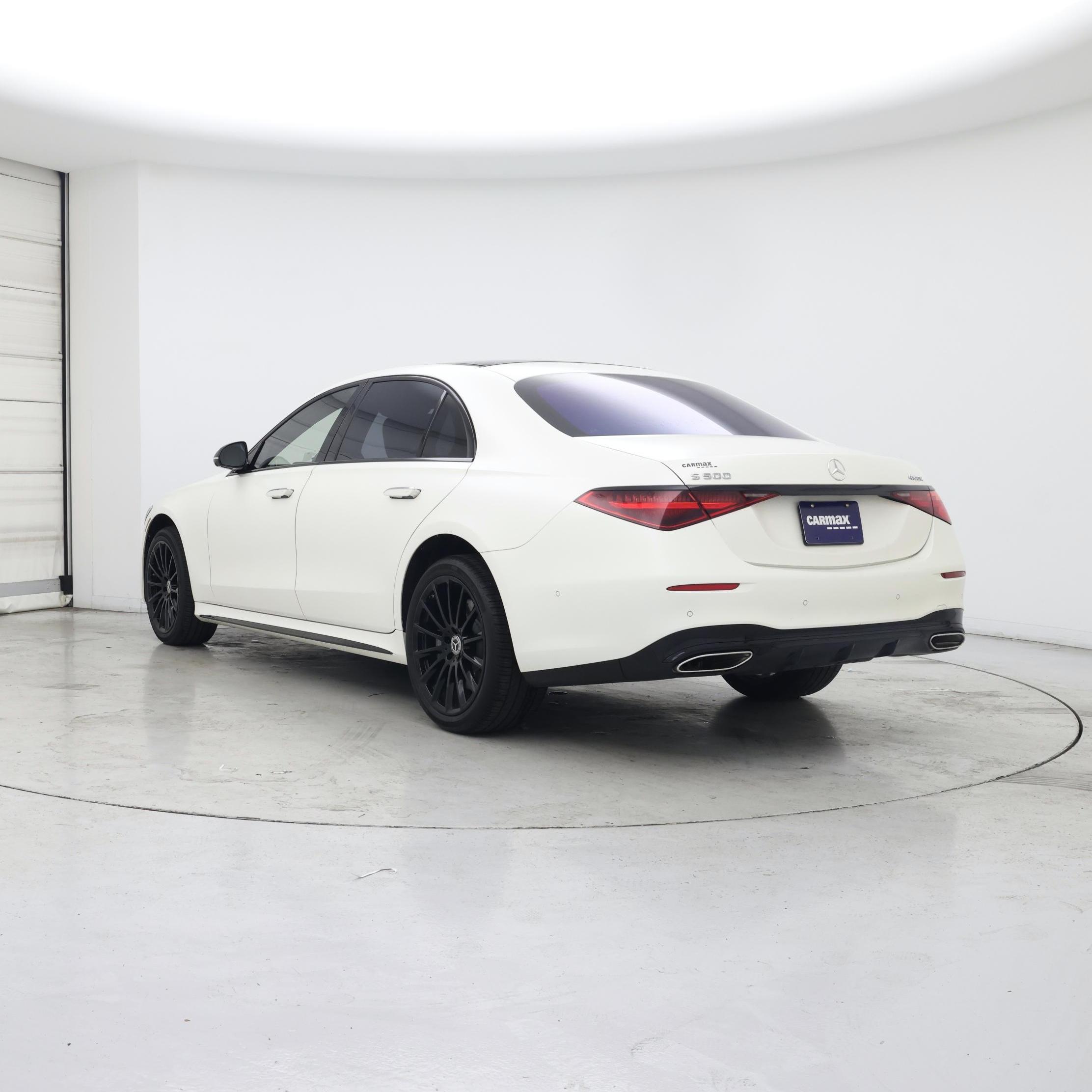 Thumbnail: 2022 Mercedes-Benz S-Class - 2