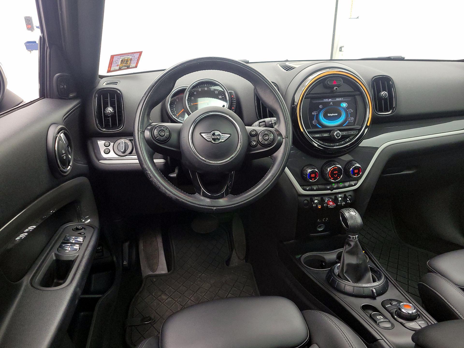 Thumbnail: 2017 MINI Cooper Countryman - 10