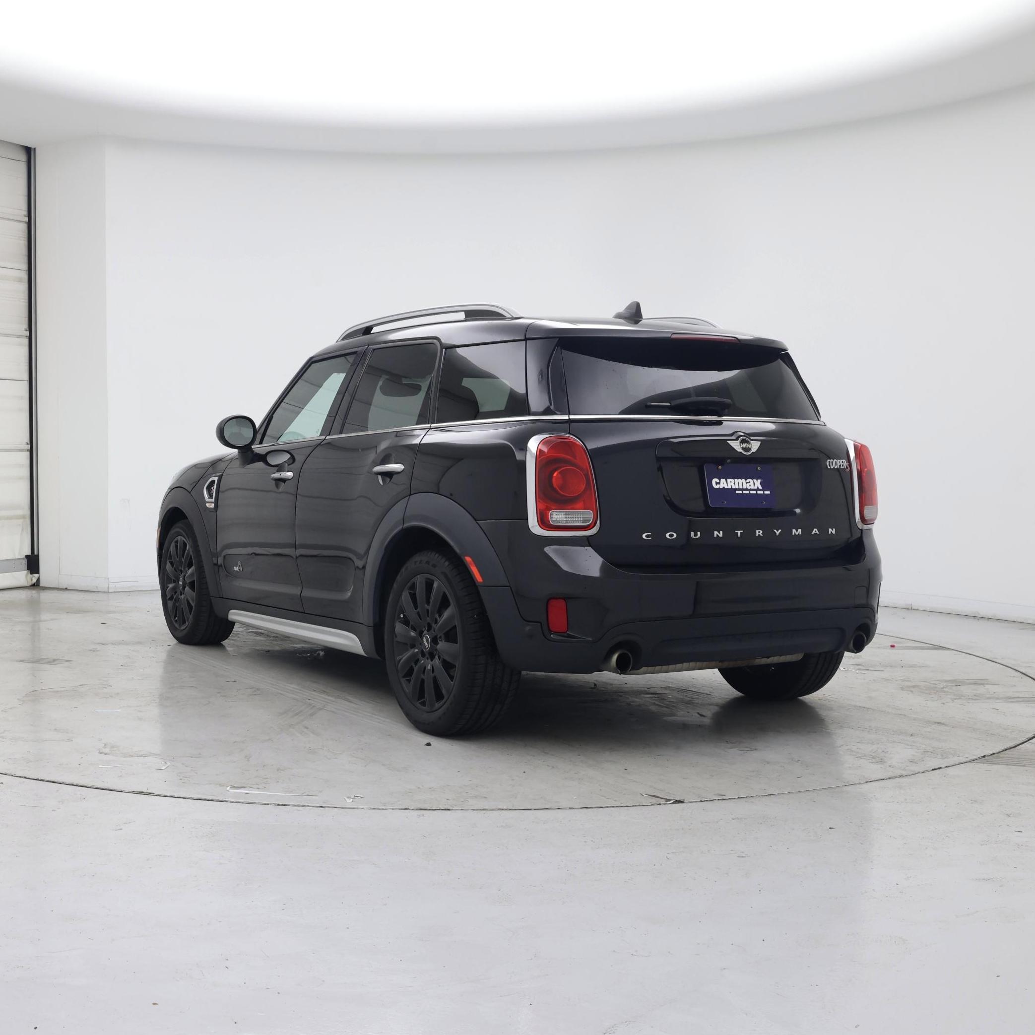 Thumbnail: 2017 MINI Cooper Countryman - 2