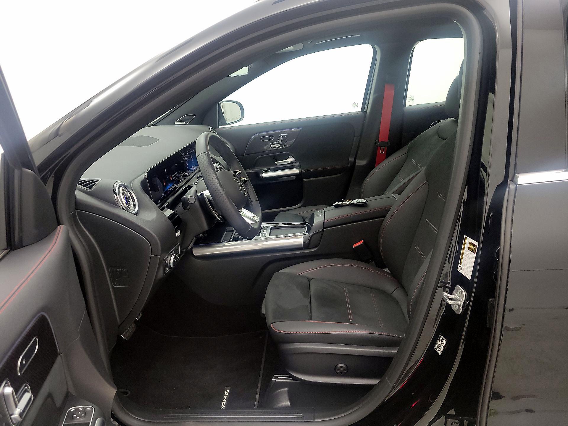 Thumbnail: 2025 Mercedes-Benz GLA - 11