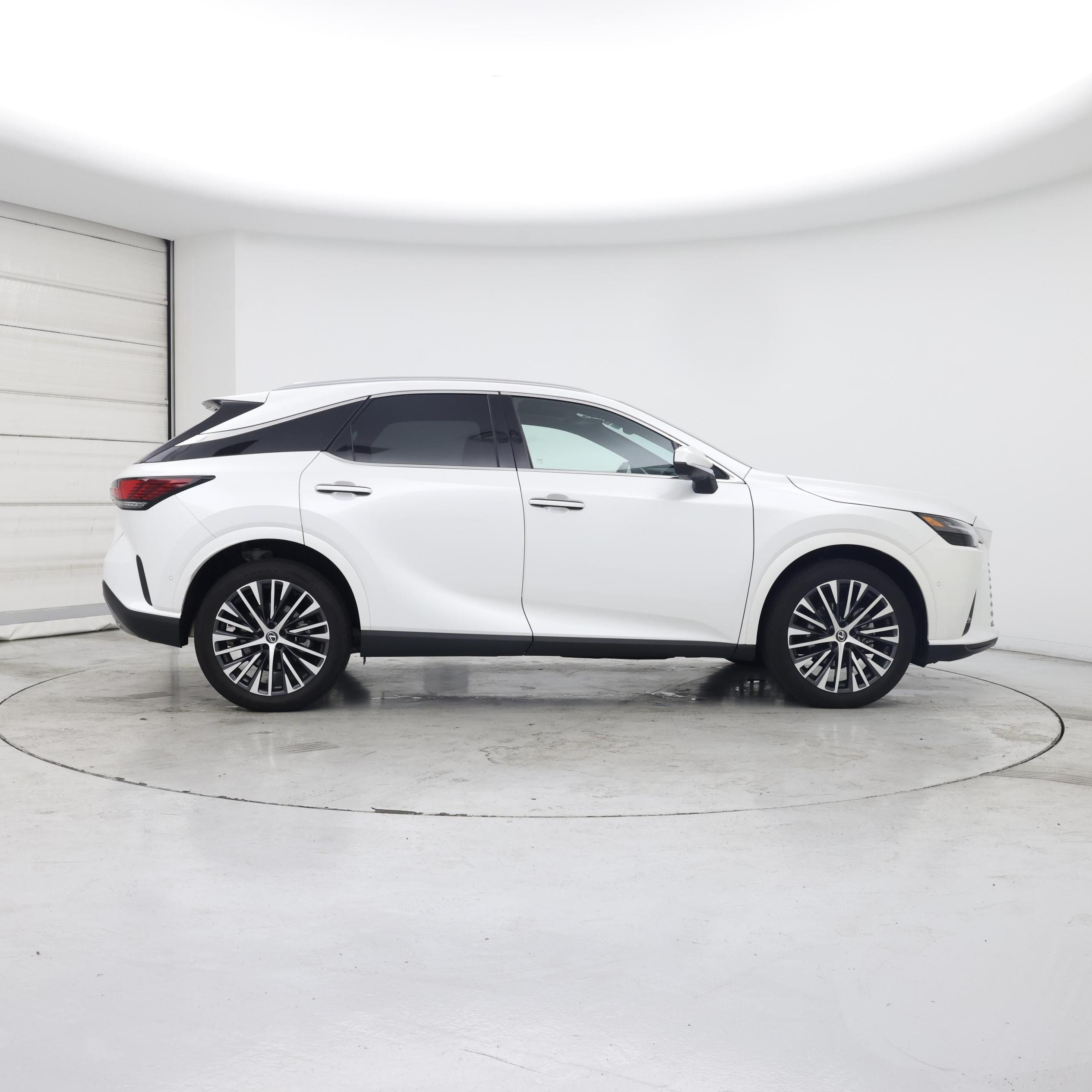 Thumbnail: 2023 Lexus RX - 7