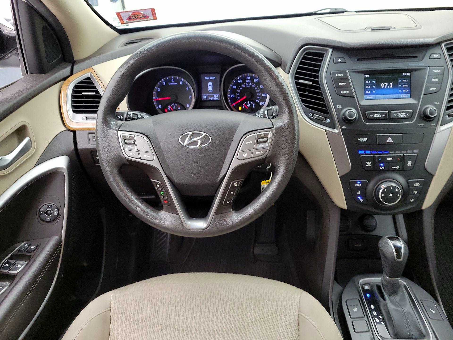 Thumbnail: 2015 Hyundai Santa Fe - 10