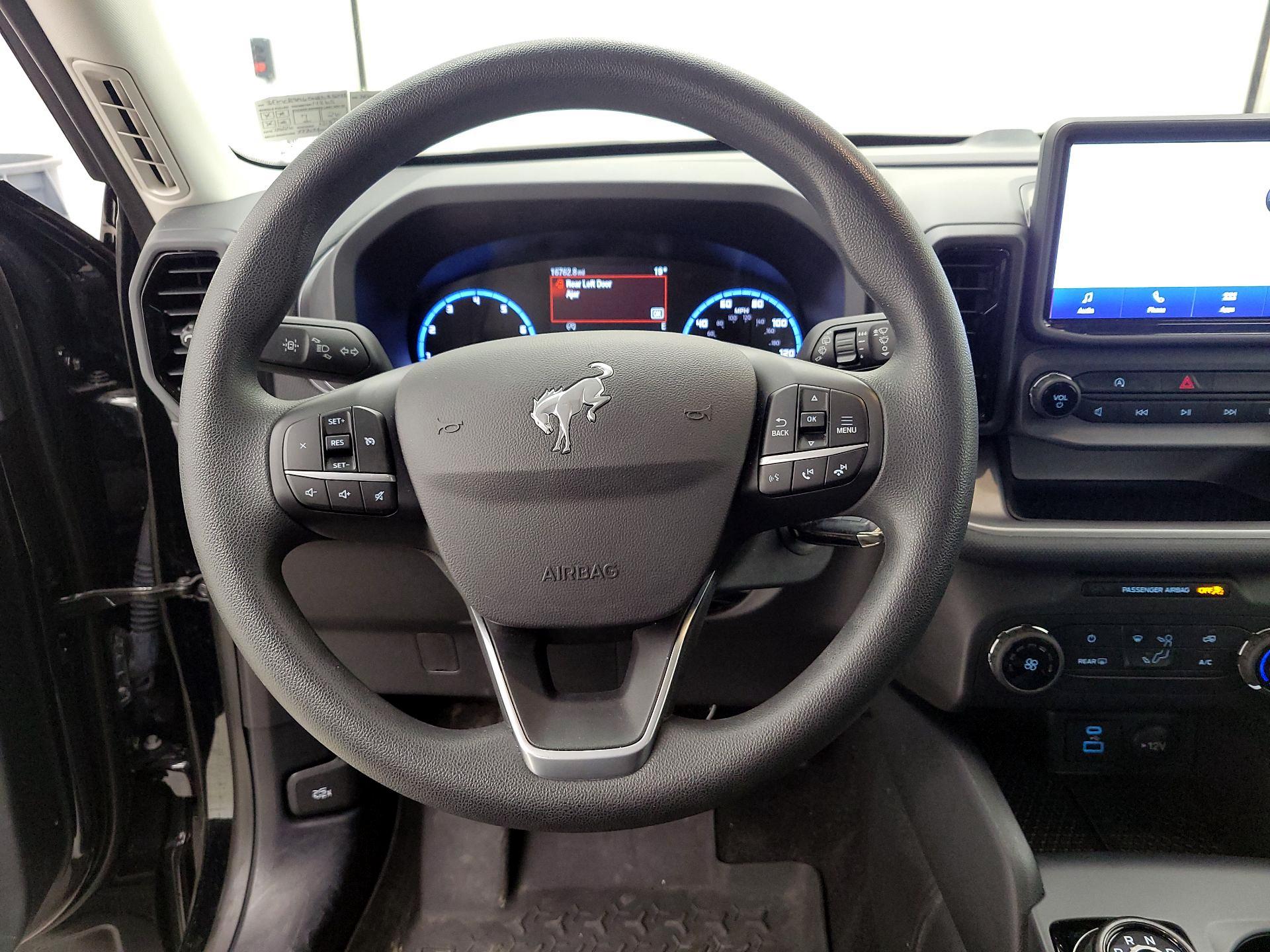 Thumbnail: 2022 Ford Bronco Sport - 10