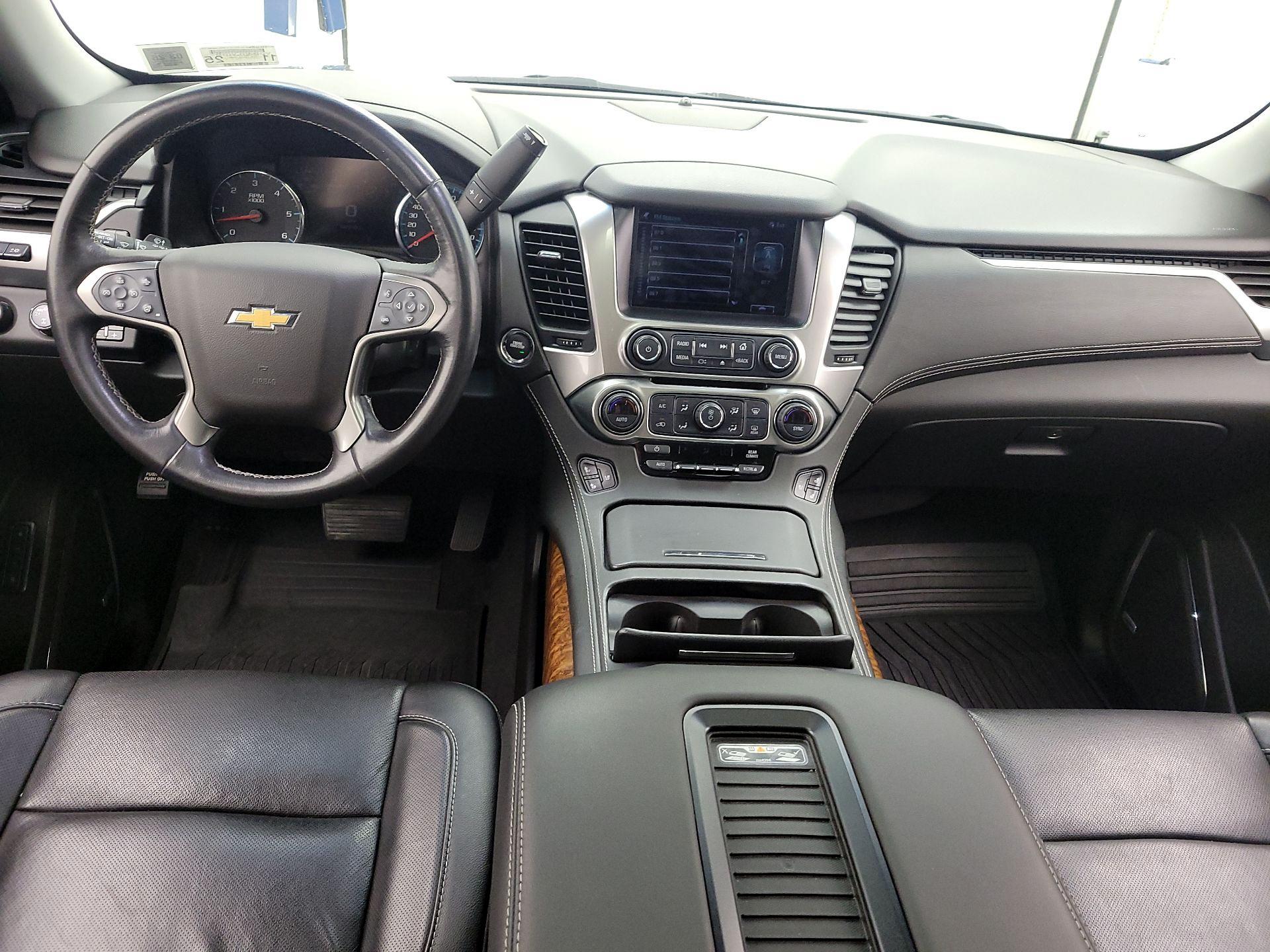 Thumbnail: 2019 Chevrolet Suburban - 9