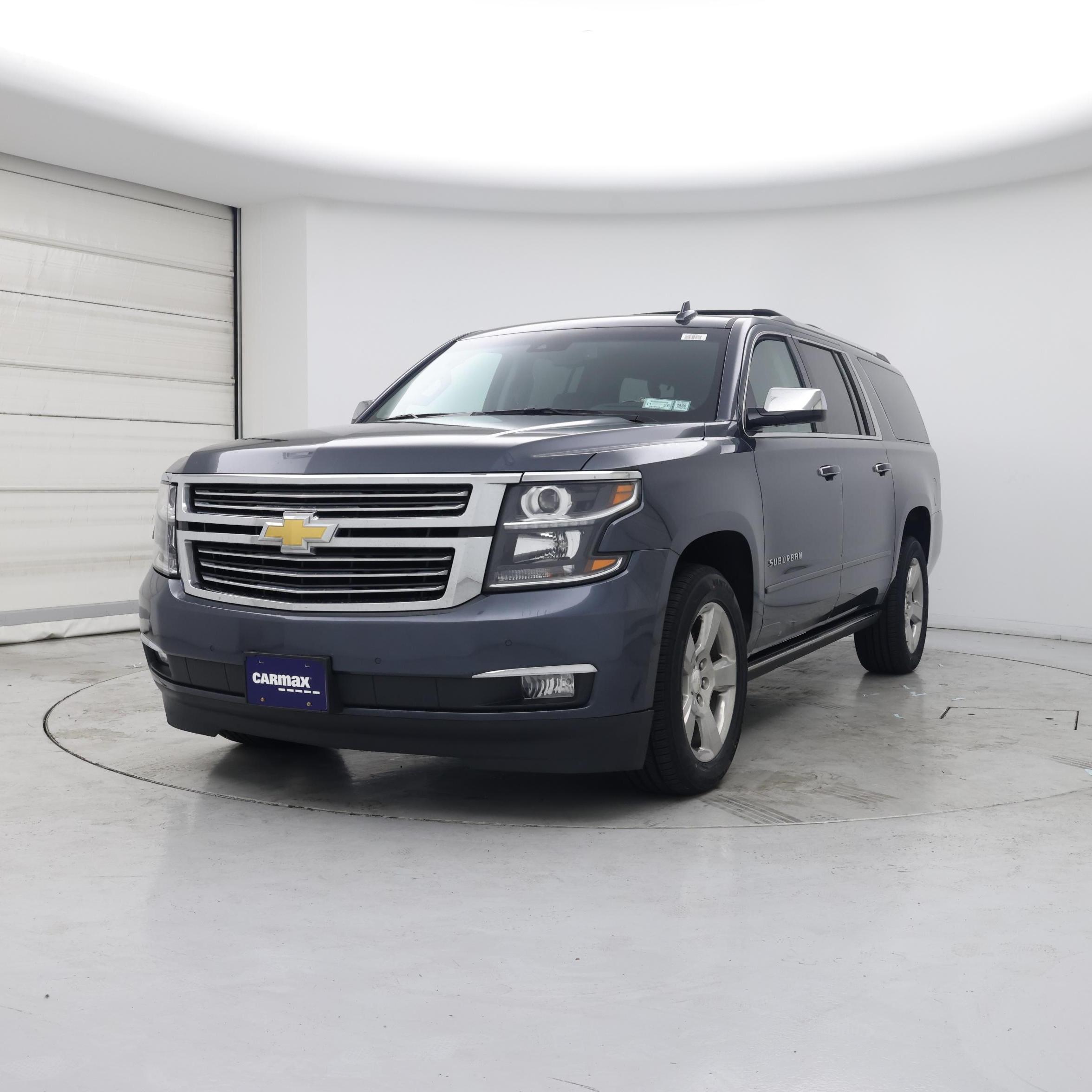 Thumbnail: 2019 Chevrolet Suburban - 4