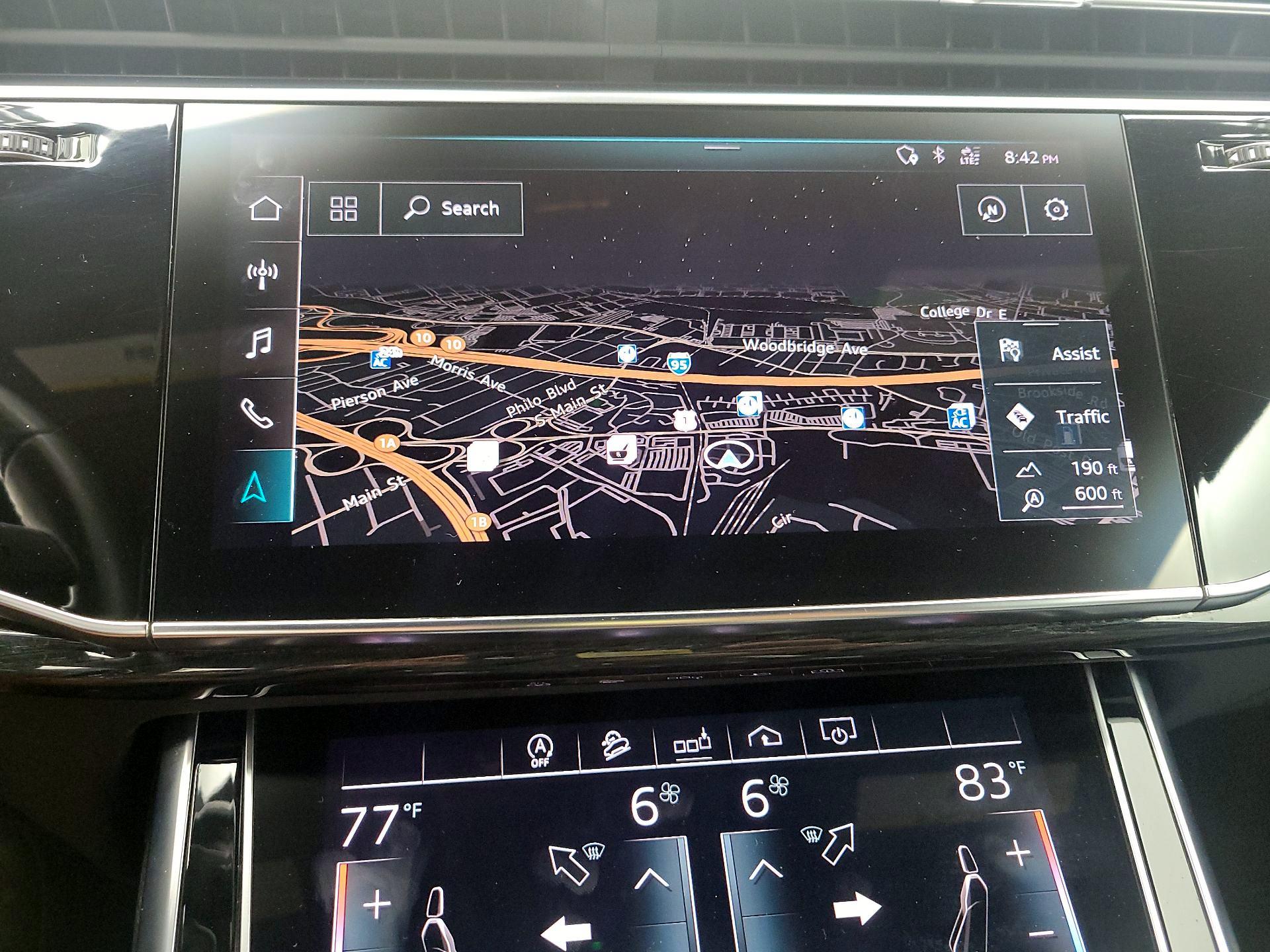 Thumbnail: 2020 Audi Q8 - 14