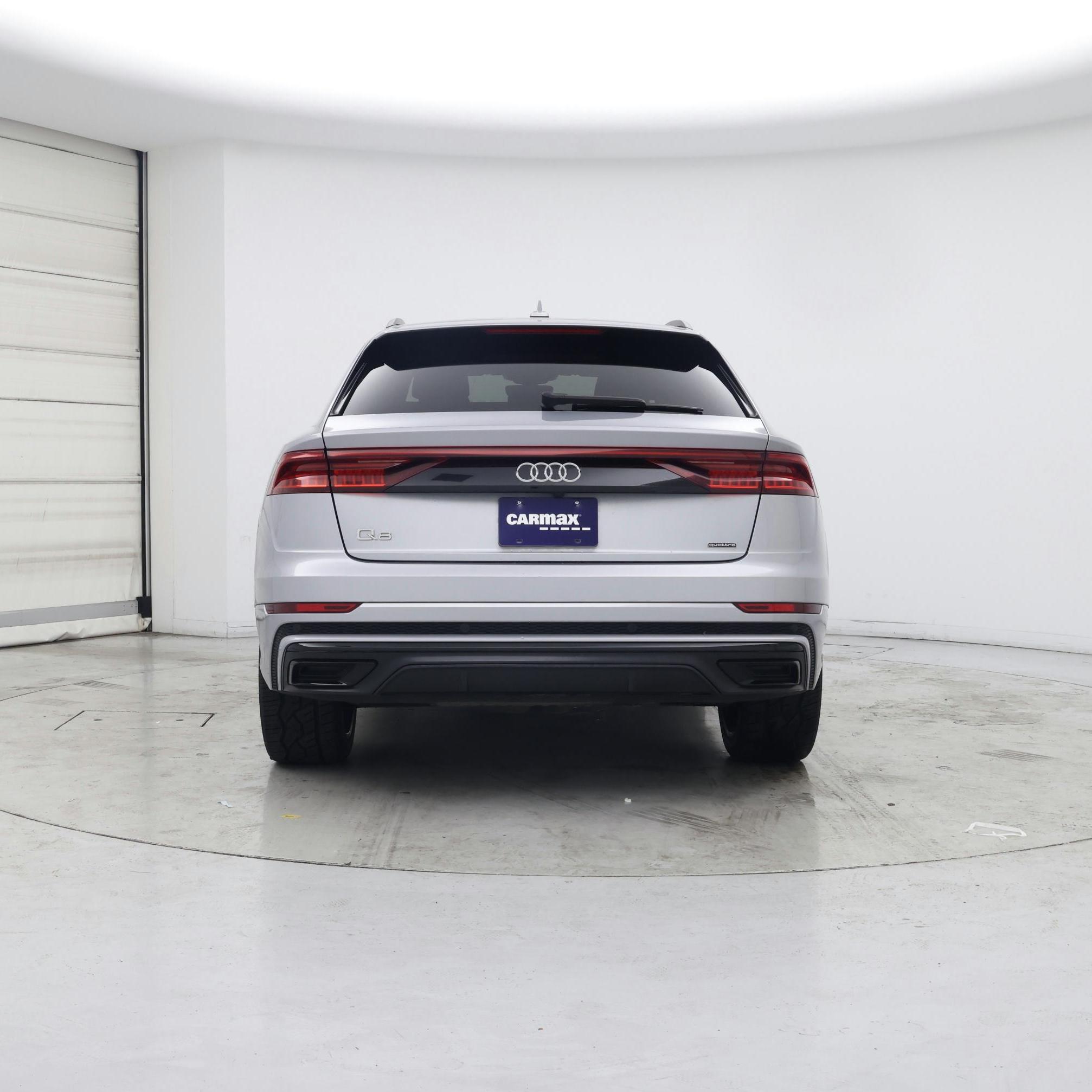 Thumbnail: 2020 Audi Q8 - 6
