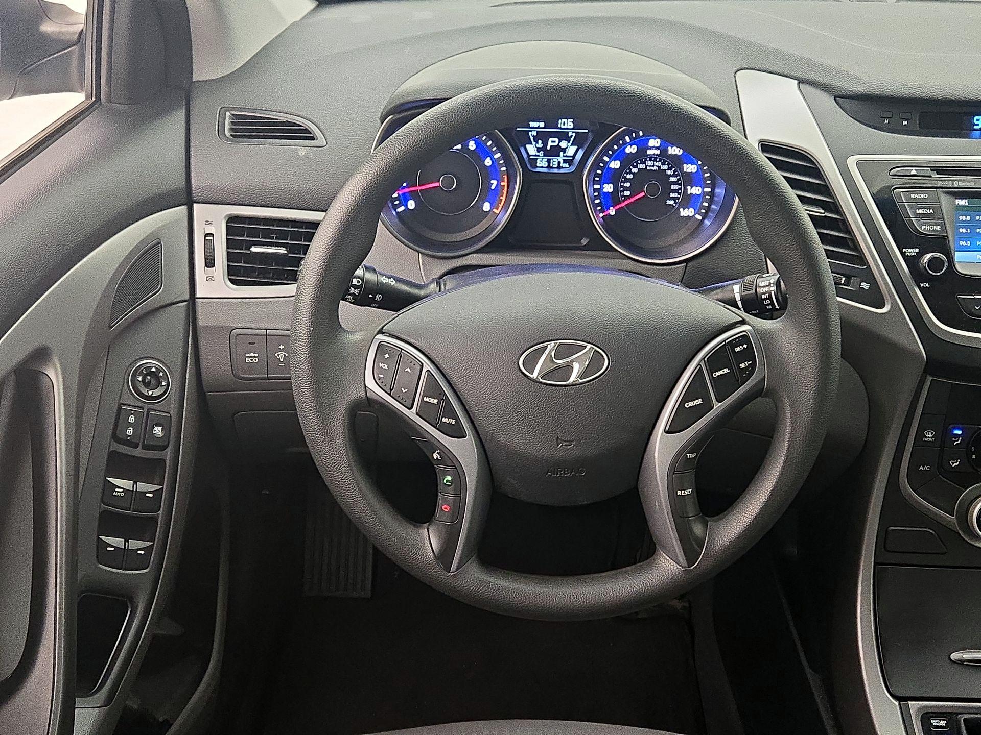 Thumbnail: 2016 Hyundai Elantra - 10