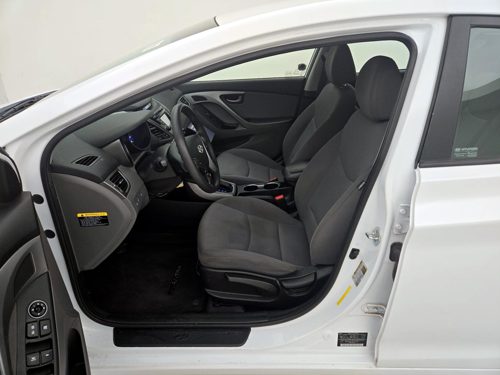 Thumbnail: 2016 Hyundai Elantra - 11