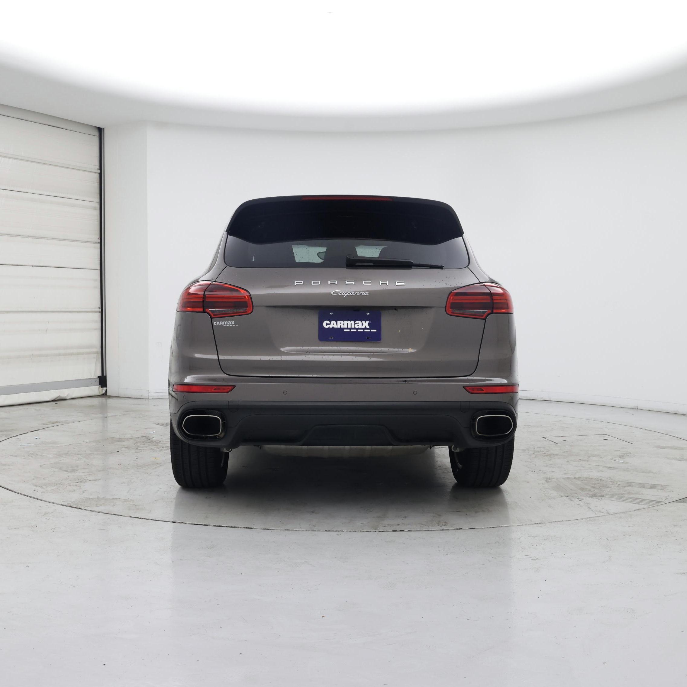 Thumbnail: 2016 Porsche Cayenne - 6