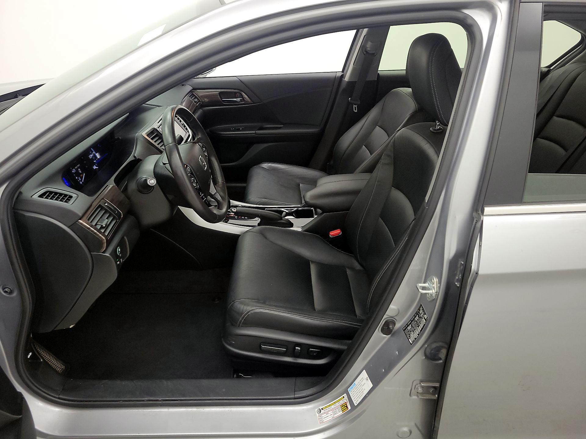 Thumbnail: 2017 Honda Accord - 11