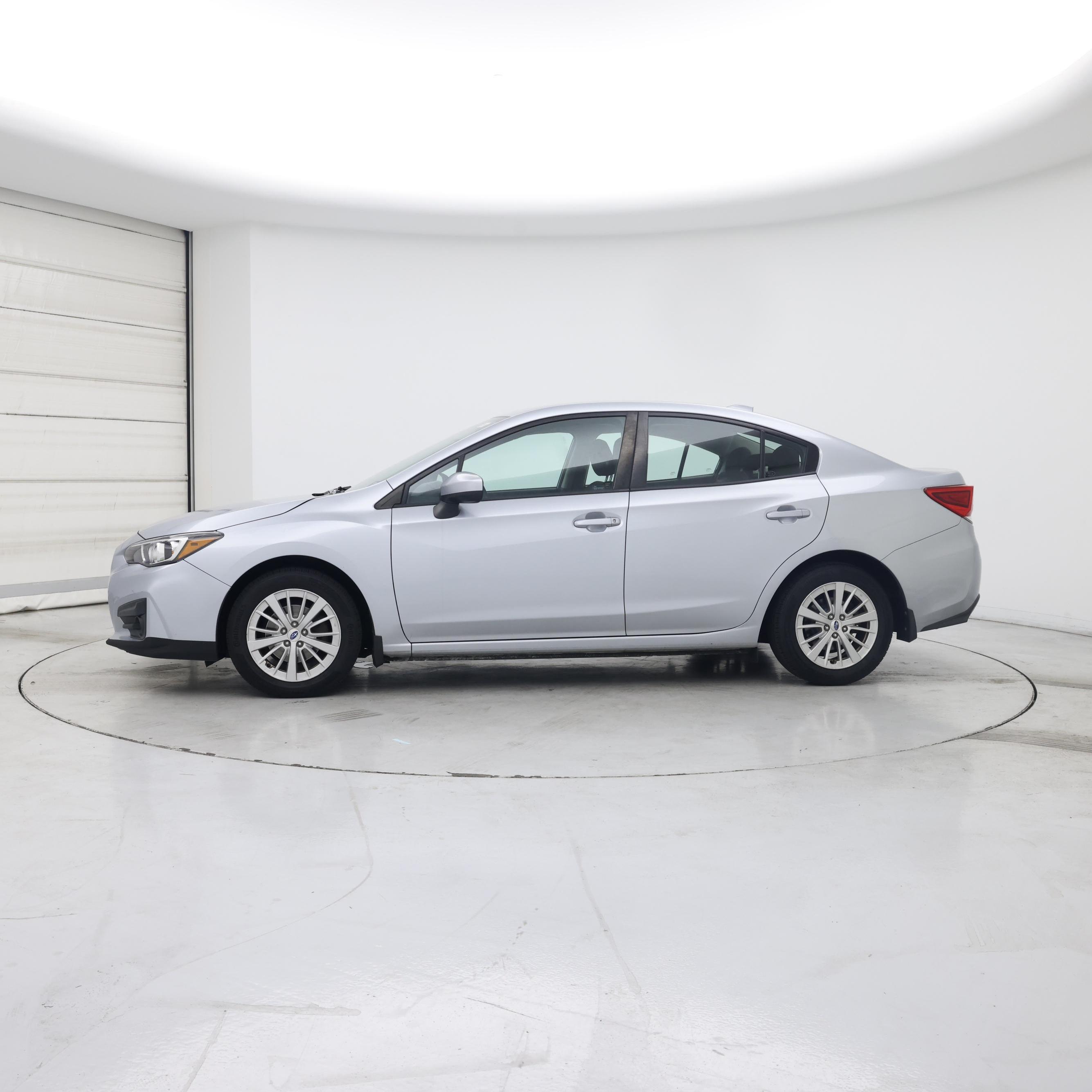 Thumbnail: 2017 Subaru Impreza - 3