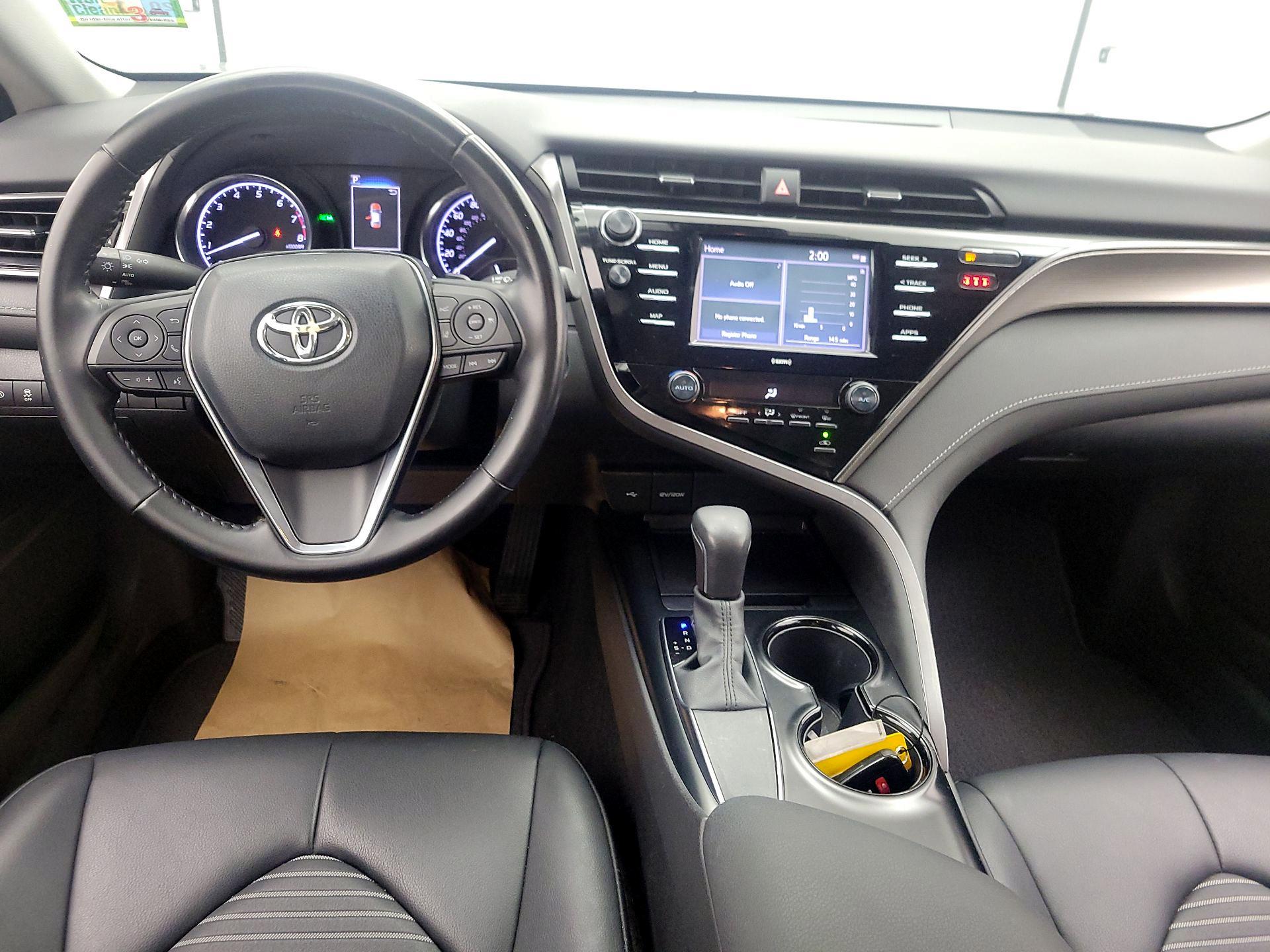 Thumbnail: 2020 Toyota Camry - 9
