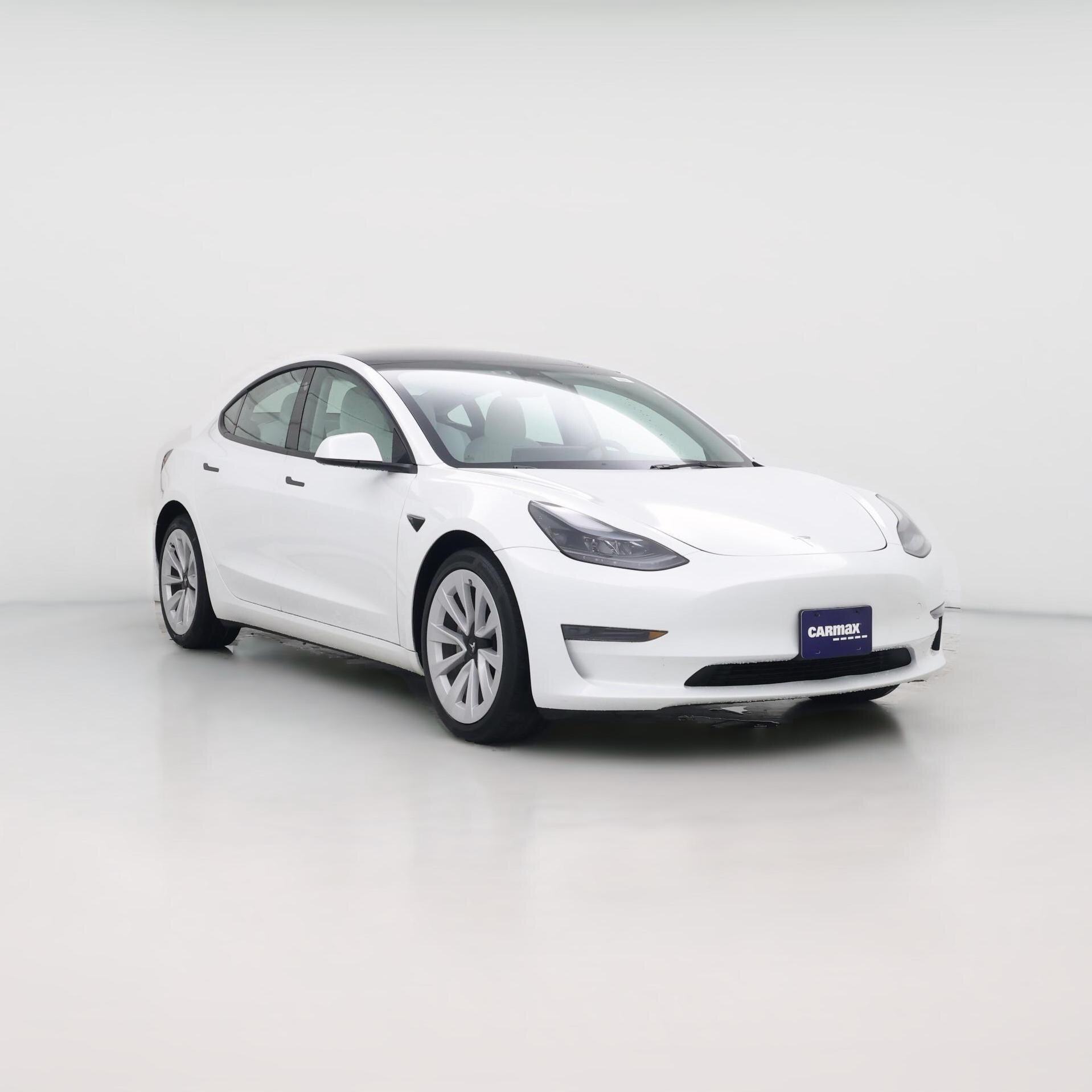 Thumbnail: 2023 Tesla Model 3 - 1