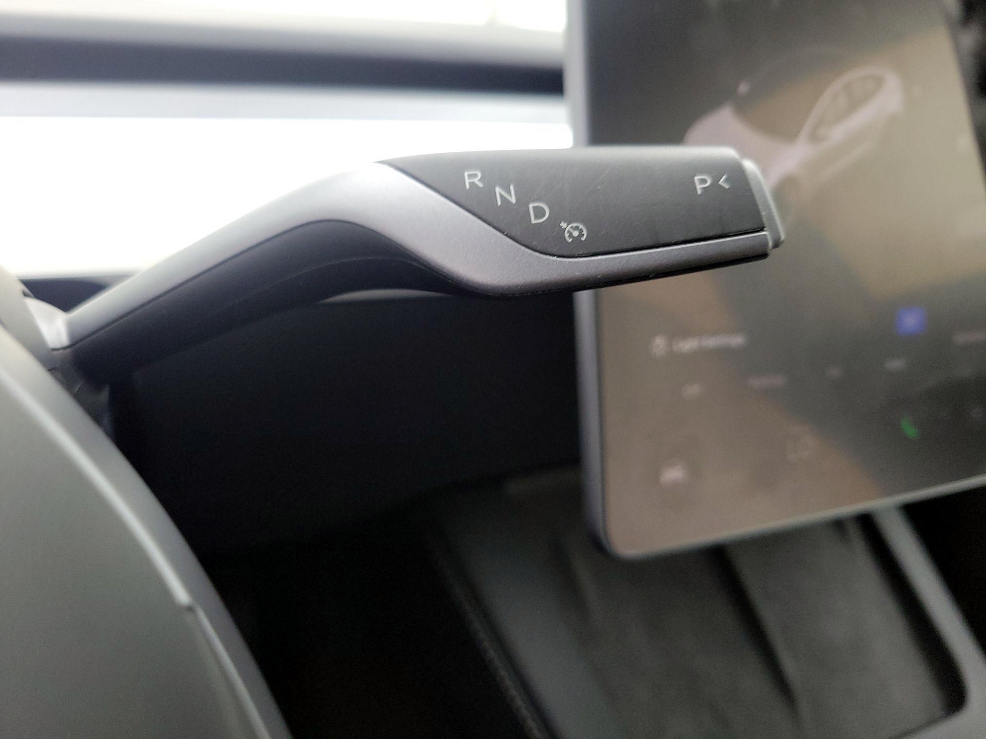 Thumbnail: 2023 Tesla Model 3 - 17