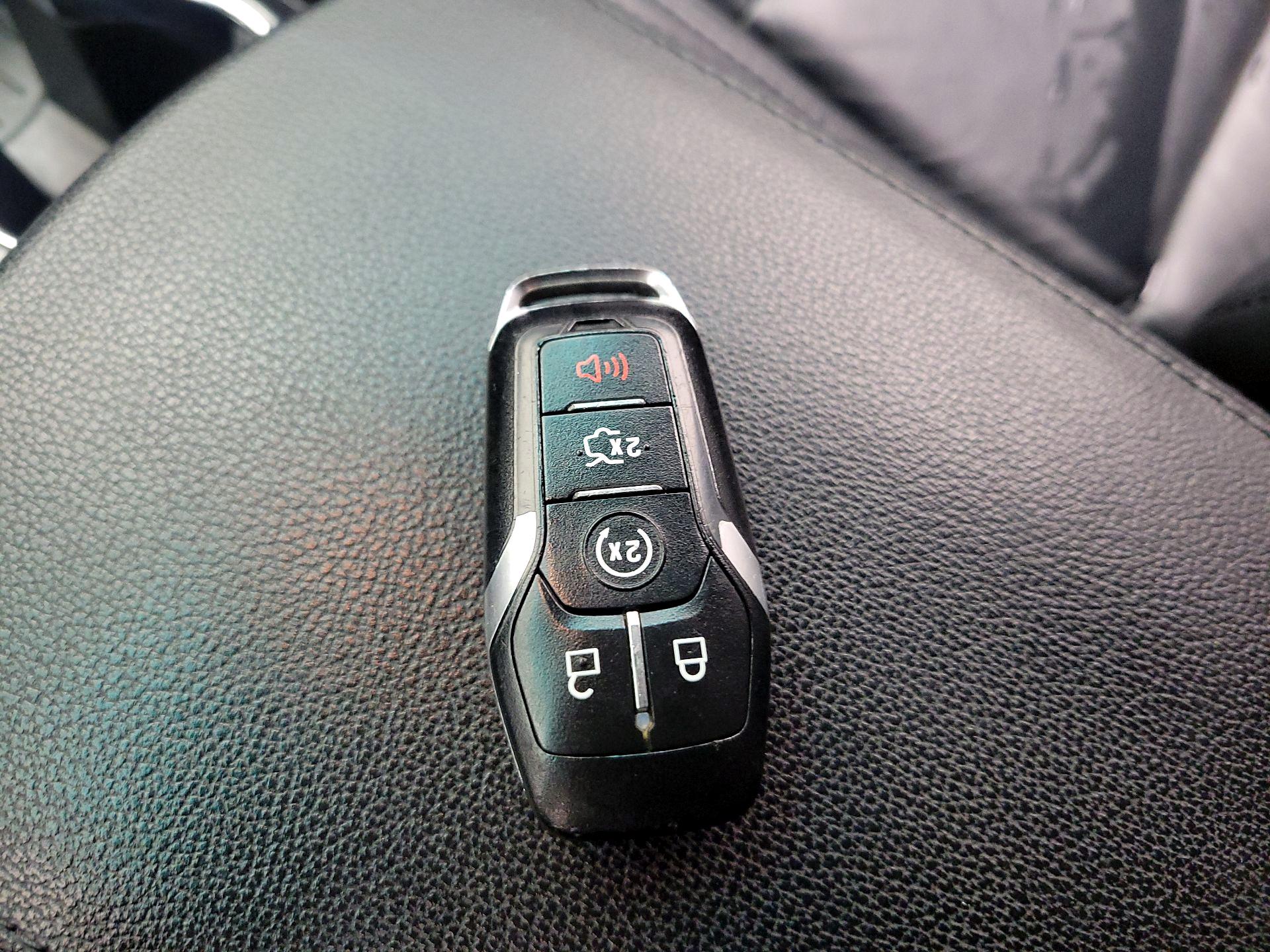 Thumbnail: 2016 Ford Explorer - 20