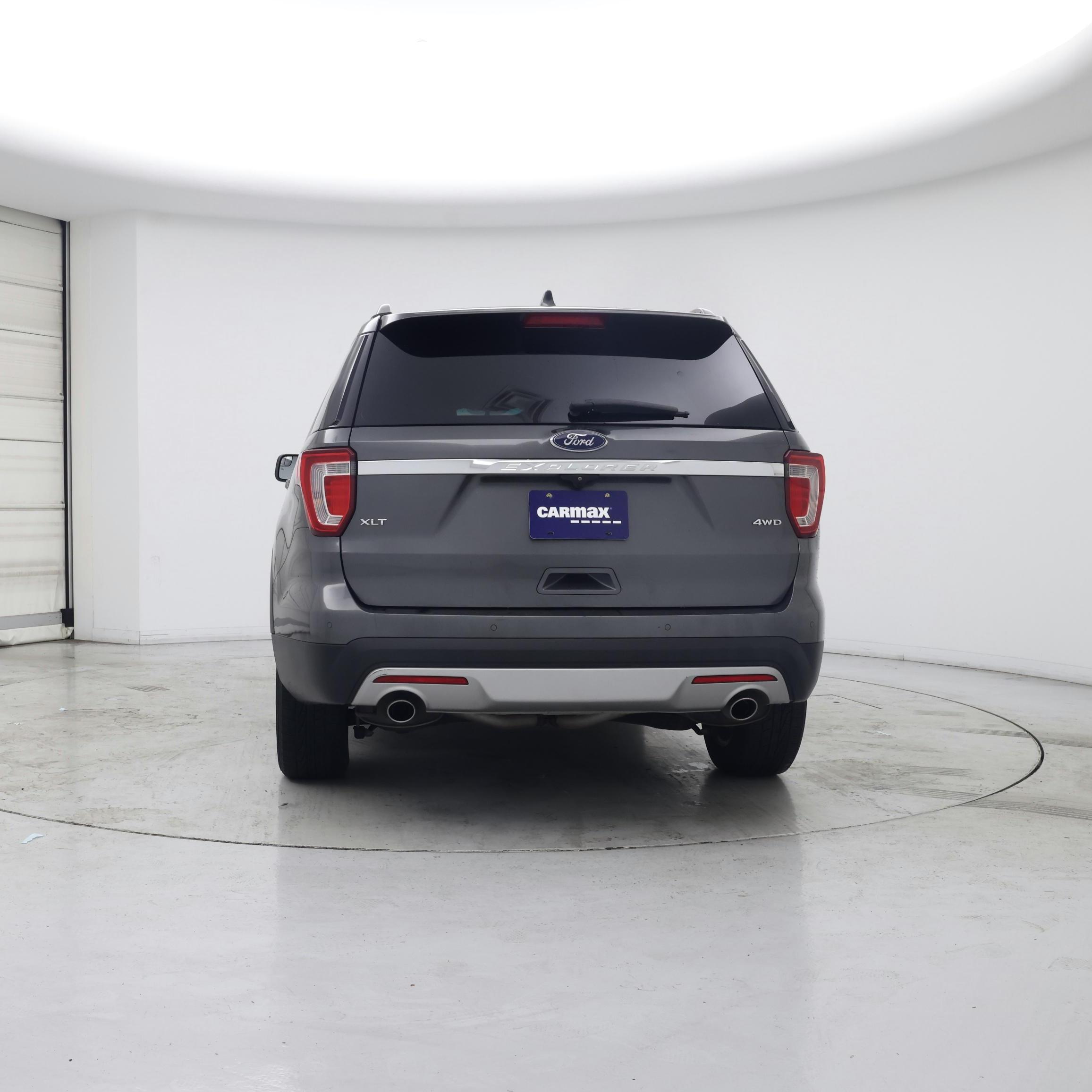 Thumbnail: 2016 Ford Explorer - 6