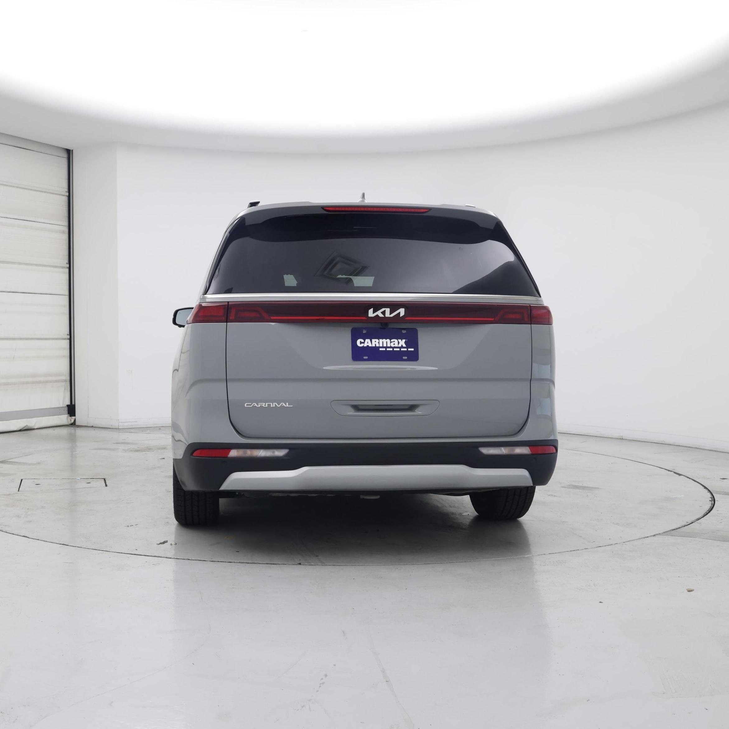Thumbnail: 2023 Kia Carnival - 6