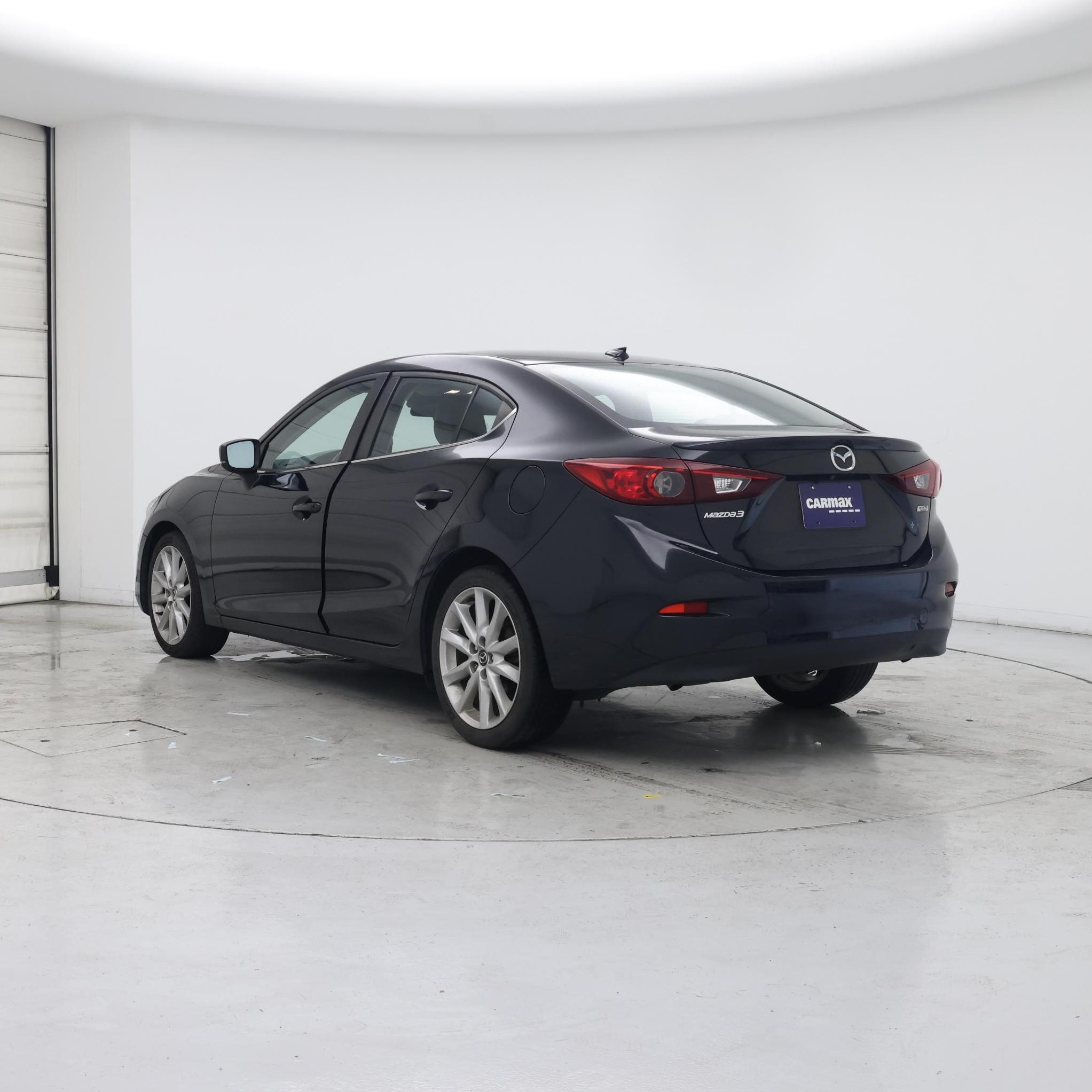 Thumbnail: 2017 Mazda Mazda3 - 2
