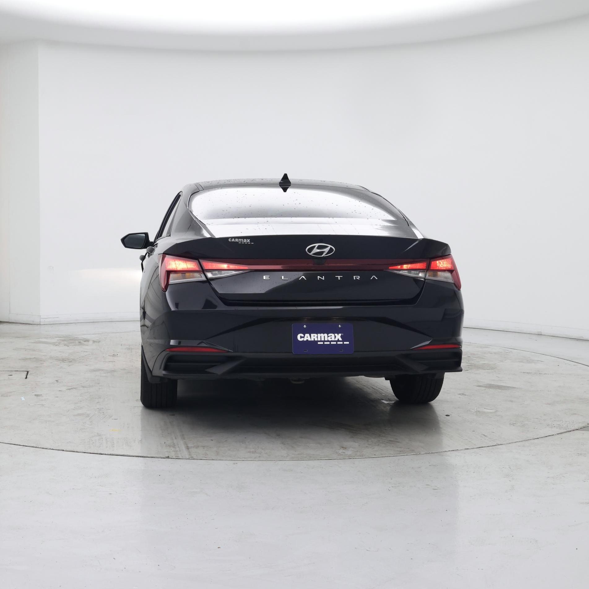 Thumbnail: 2023 Hyundai Elantra - 6