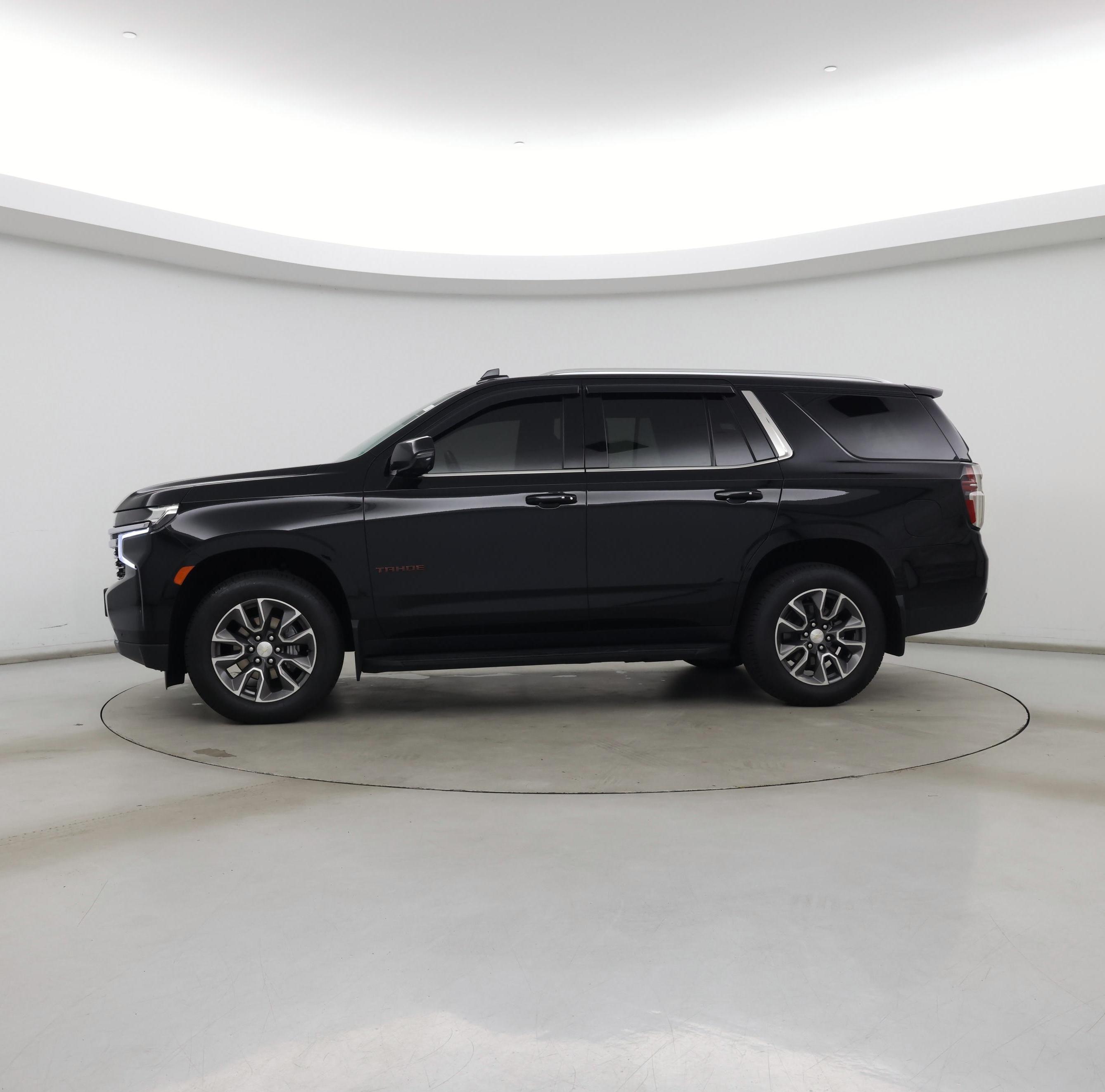 Thumbnail: 2021 Chevrolet Tahoe - 3