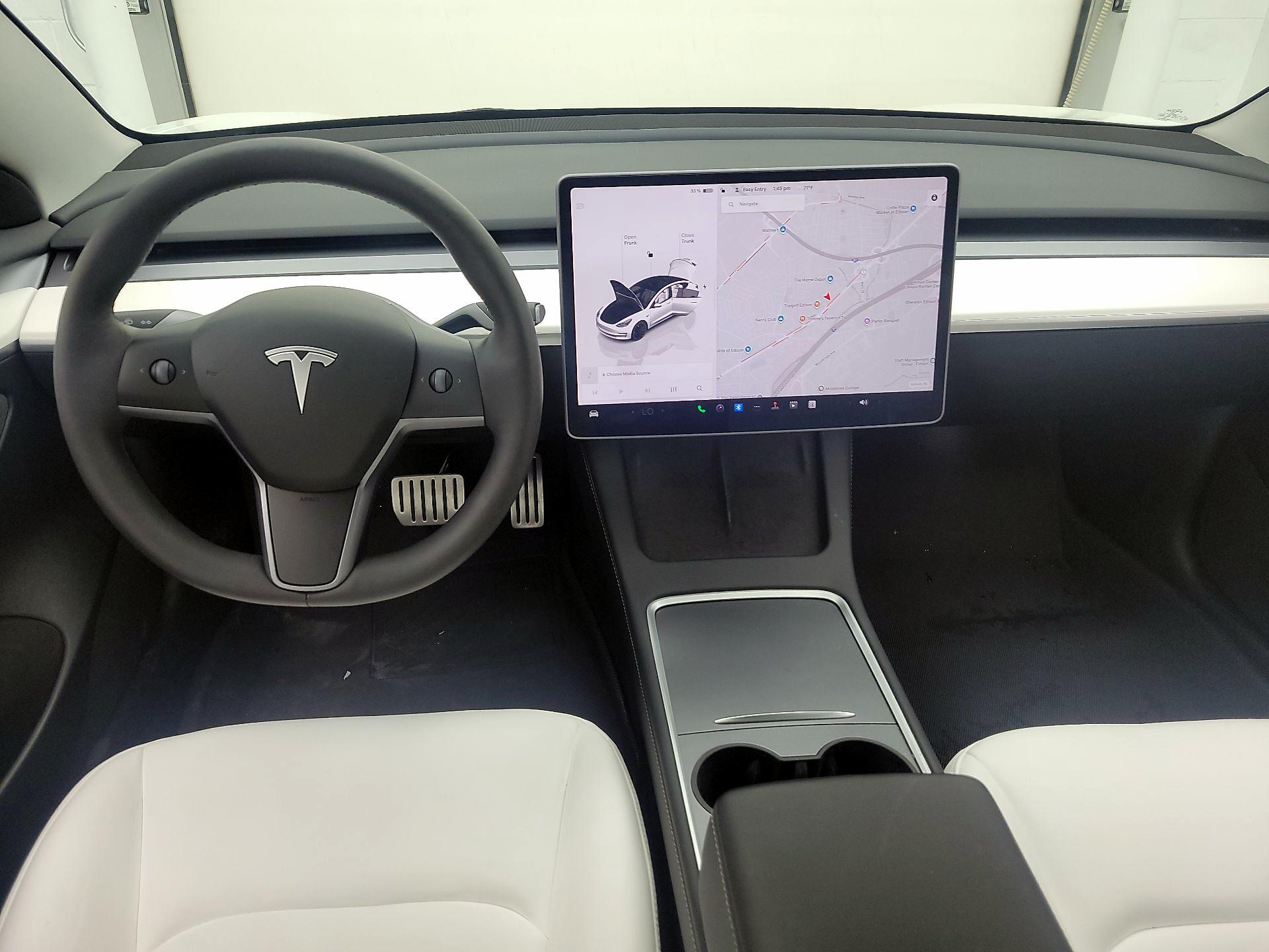 Thumbnail: 2023 Tesla Model 3 - 9
