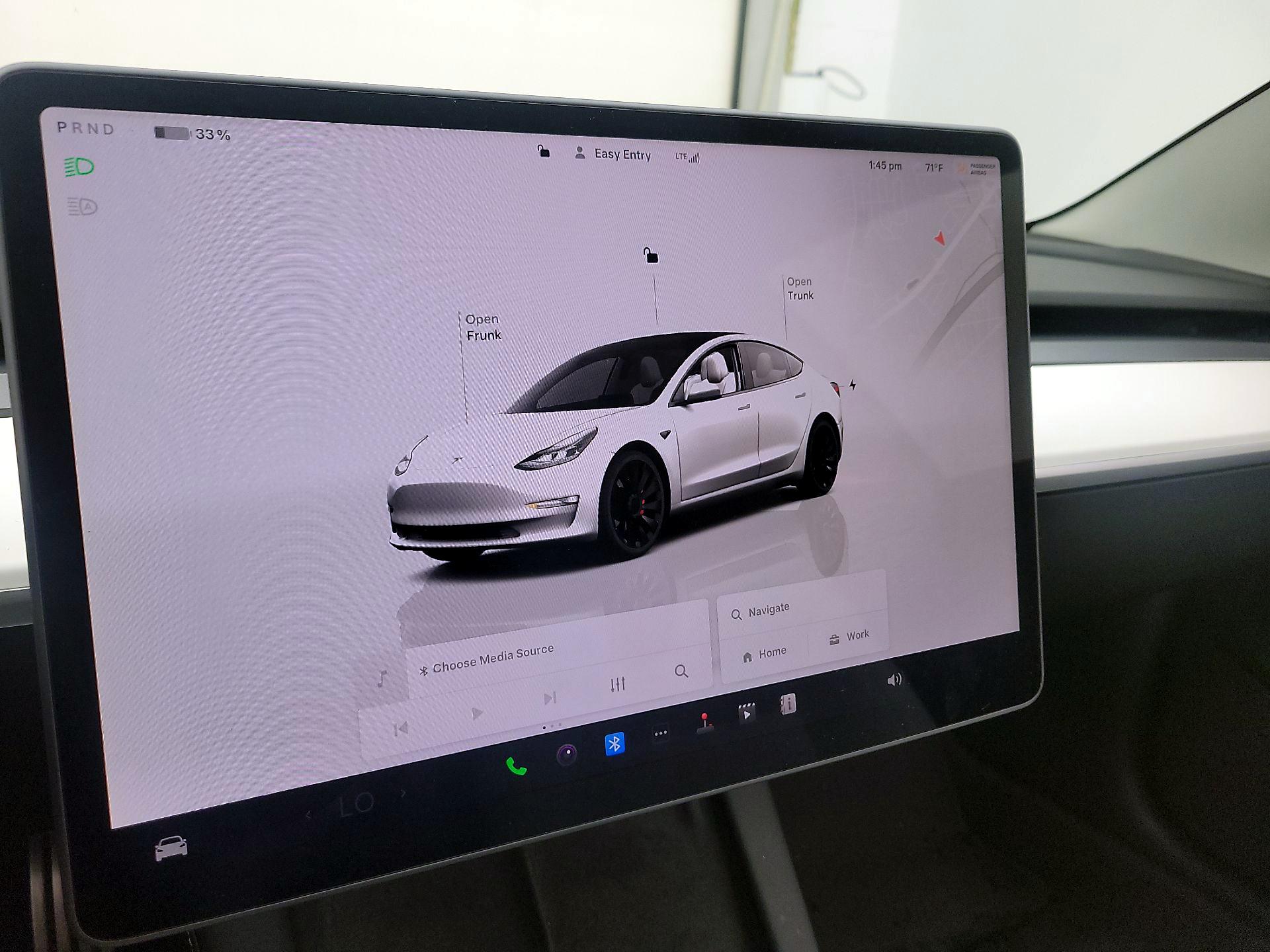 Thumbnail: 2023 Tesla Model 3 - 16
