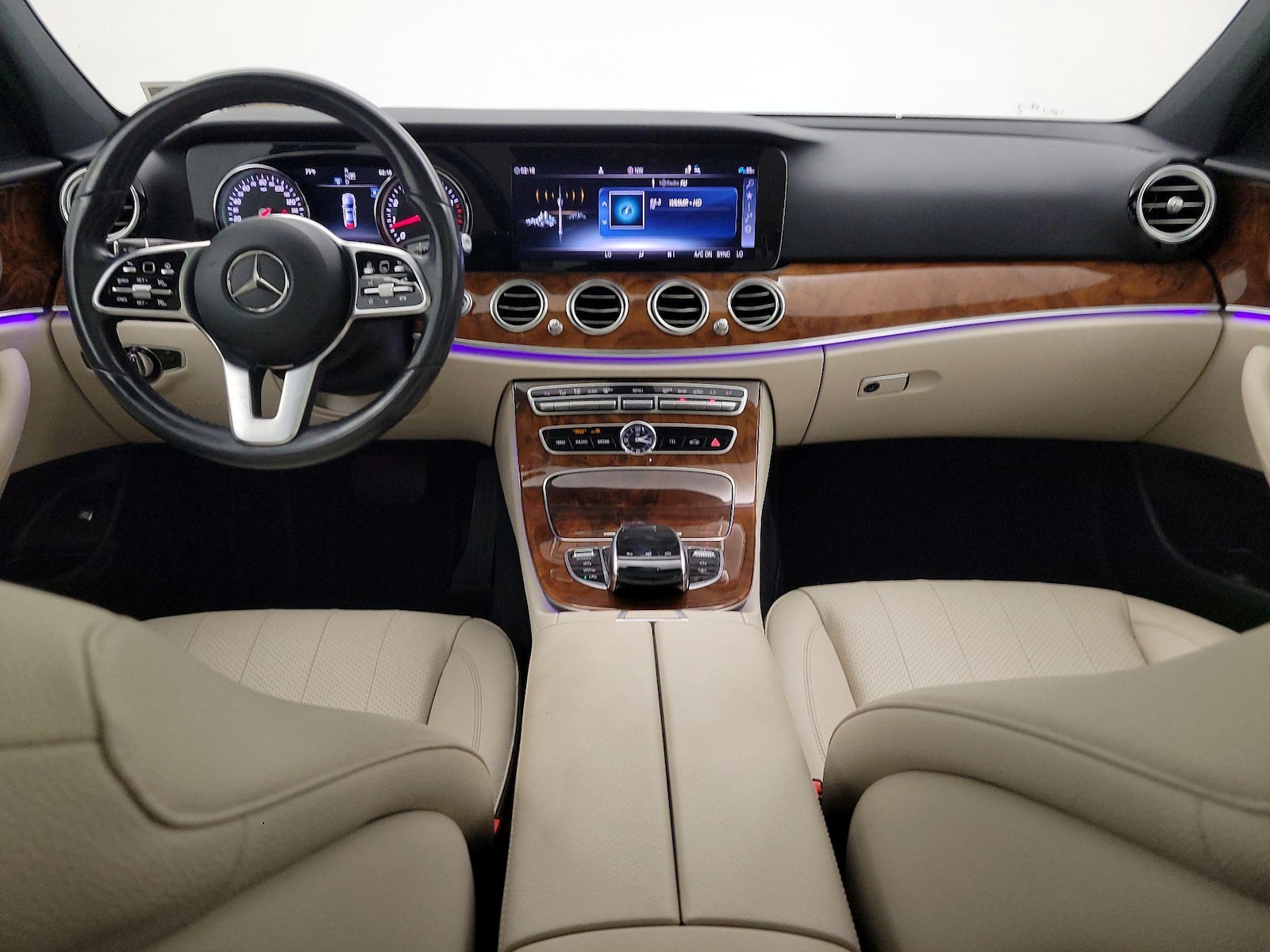 2019 Mercedes-Benz E-Class E300 - Photo 10