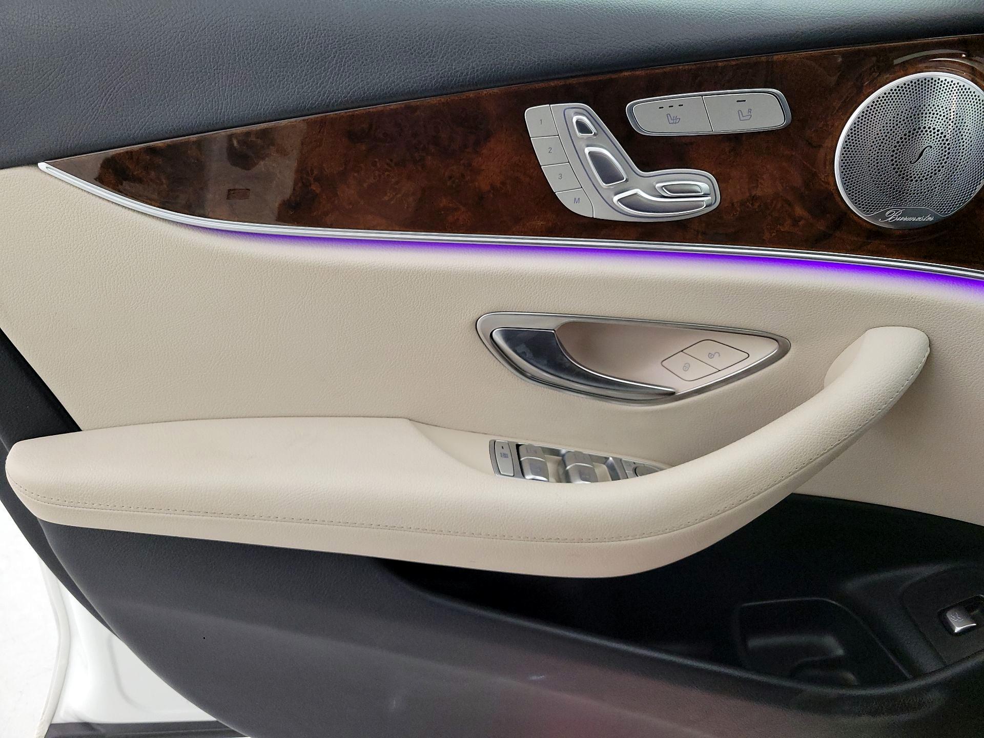Thumbnail: 2019 Mercedes-Benz E-Class - 12