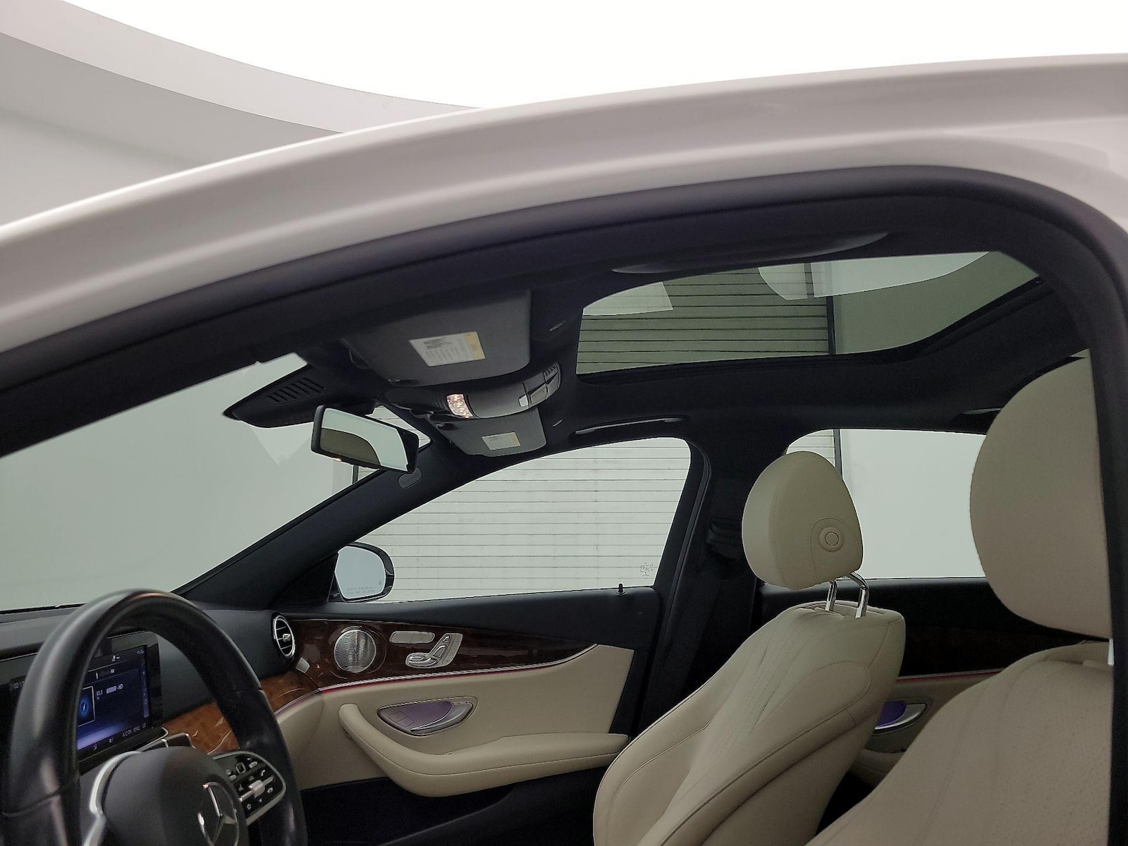 2019 Mercedes-Benz E-Class E300 - Photo 21