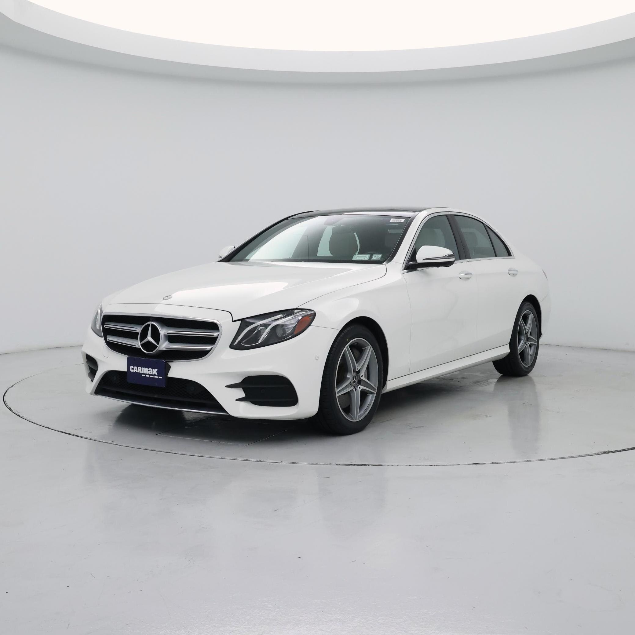 Thumbnail: 2019 Mercedes-Benz E-Class - 4