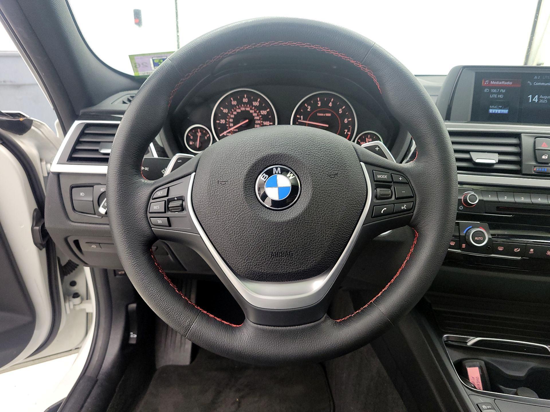 Thumbnail: 2018 BMW 3 Series - 10
