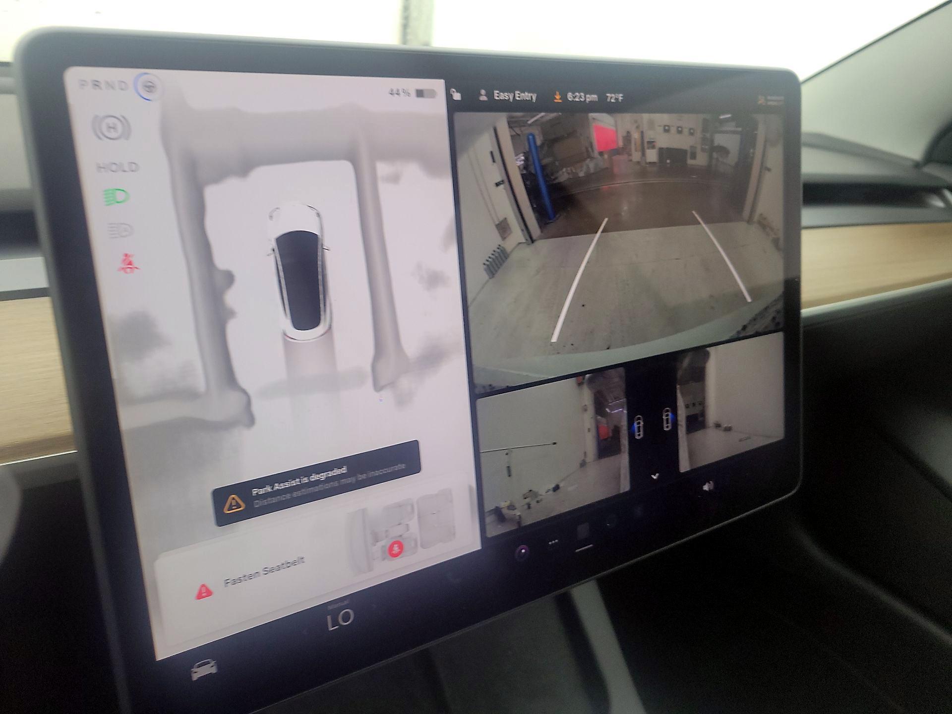 Thumbnail: 2023 Tesla Model 3 - 14