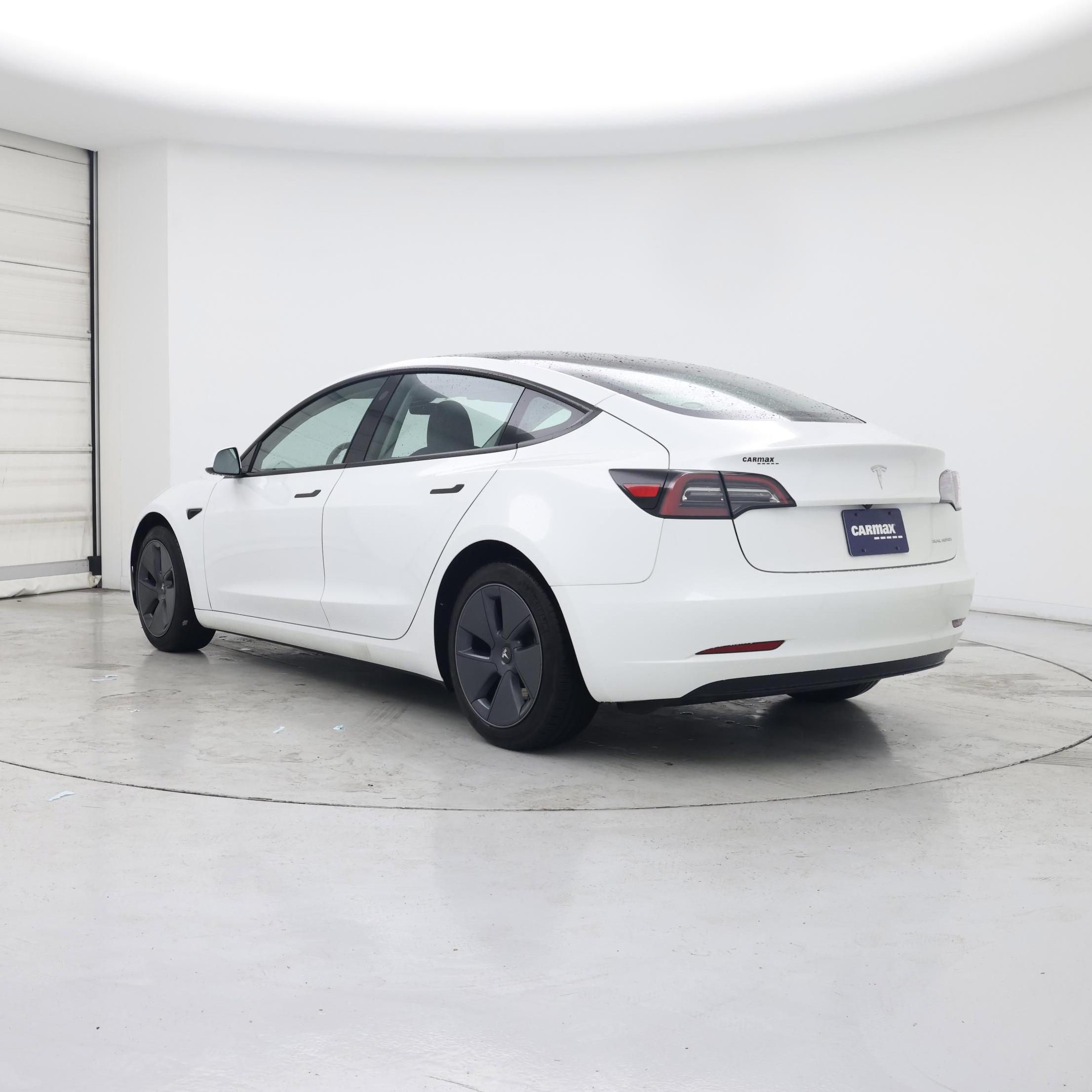Thumbnail: 2023 Tesla Model 3 - 2